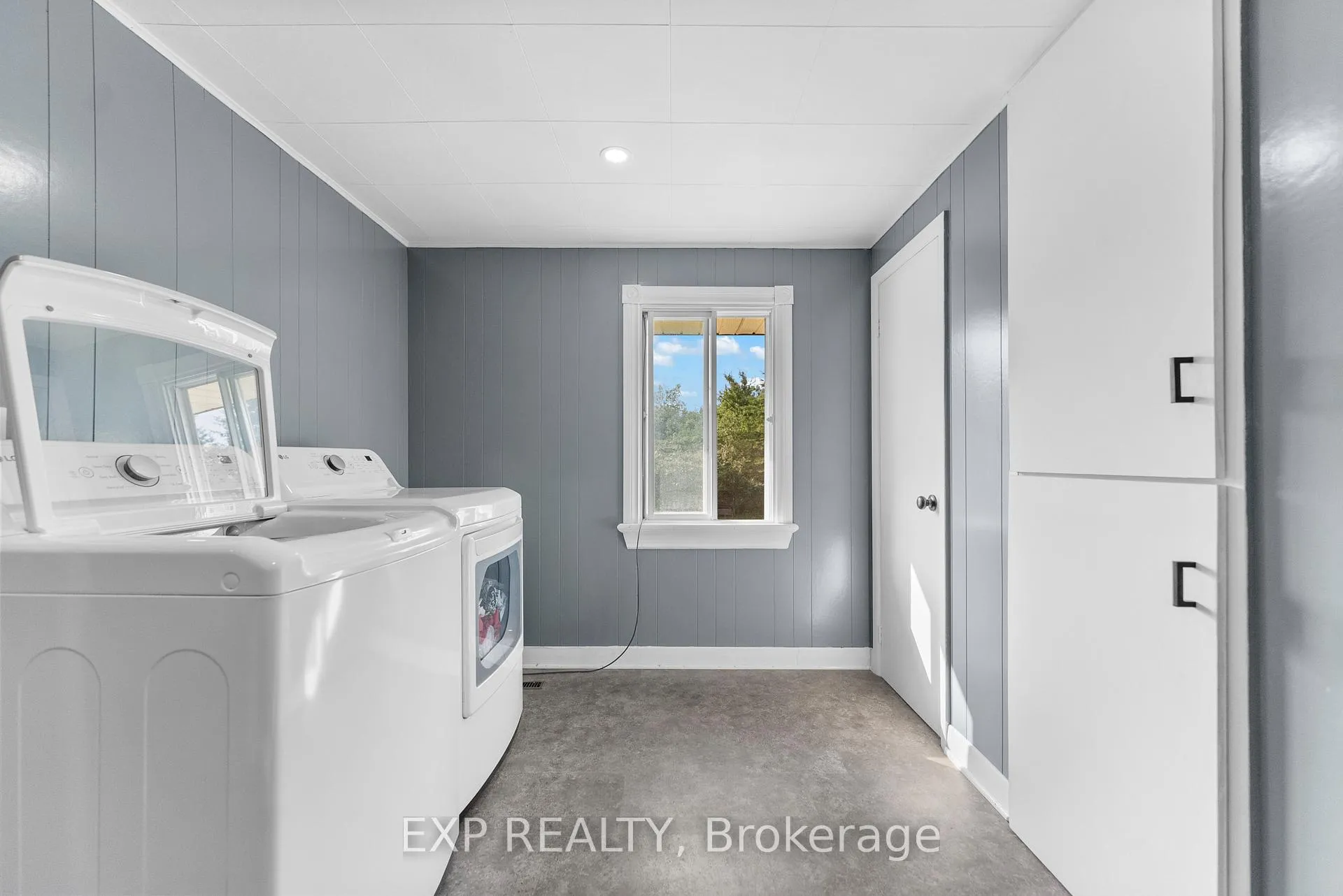 Photo 29 of 2427 Lochwinnoch Road, Horton, Horton Twp — HOMEH