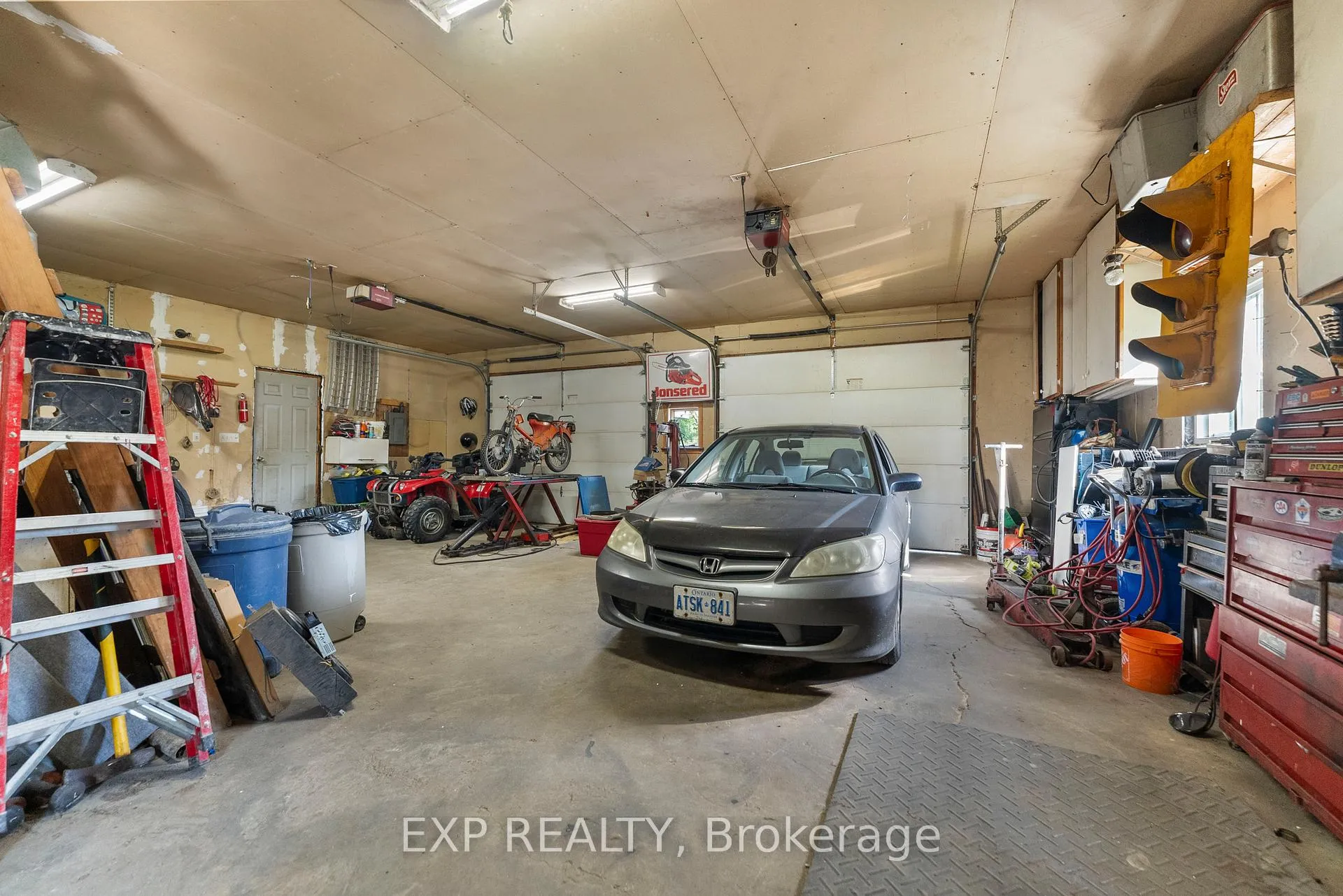 Photo 33 of 2427 Lochwinnoch Road, Horton, Horton Twp — HOMEH