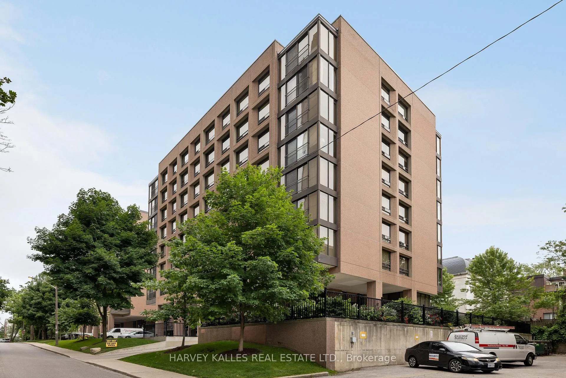 Photo 2 of Unit 307, 447 Walmer Road, Toronto, Forest Hill South — HOMEH