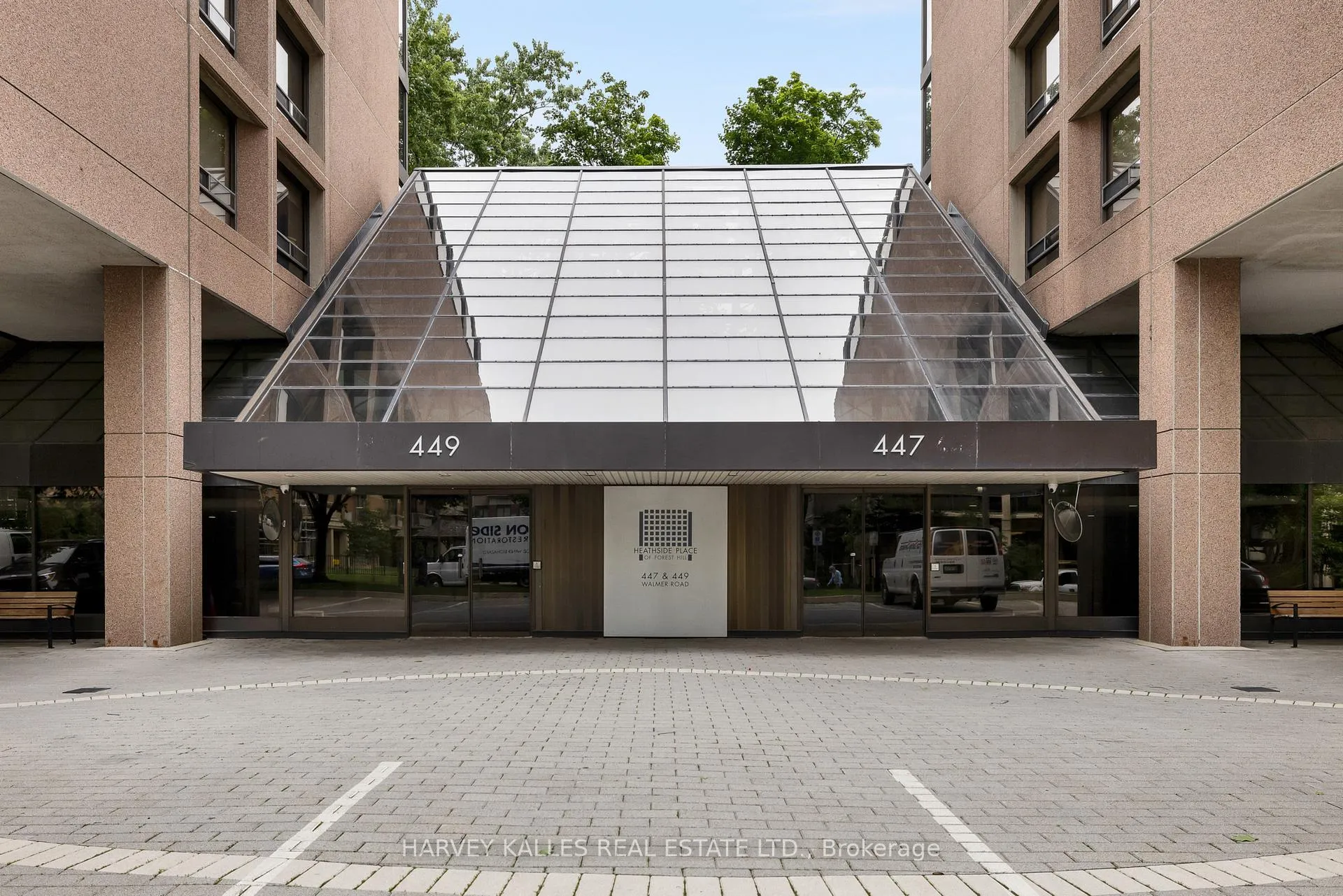 Photo 3 of Unit 307, 447 Walmer Road, Toronto, Forest Hill South — HOMEH