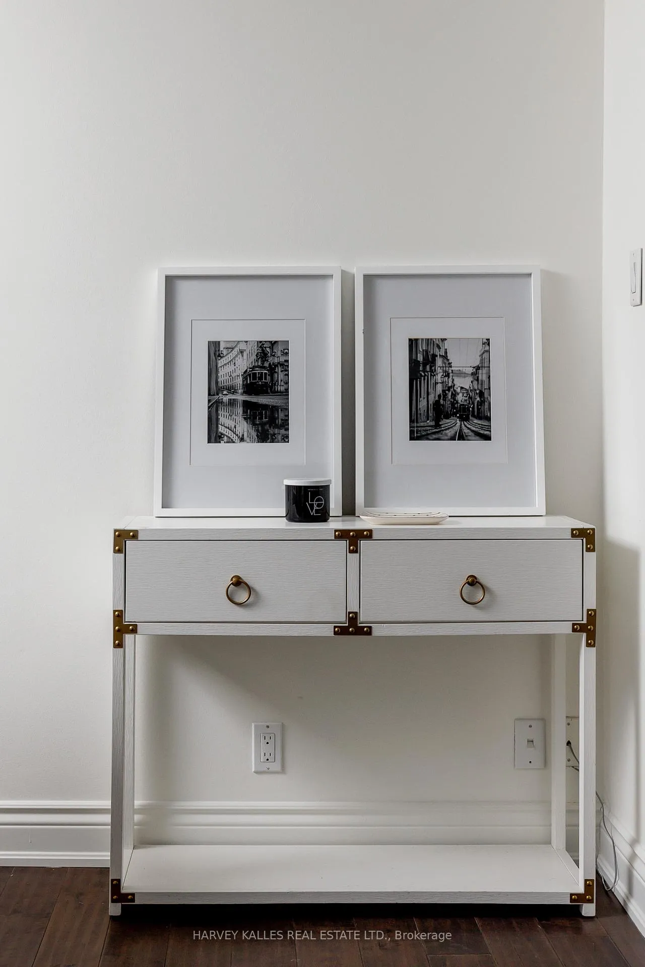 Photo 8 of Unit 307, 447 Walmer Road, Toronto, Forest Hill South — HOMEH