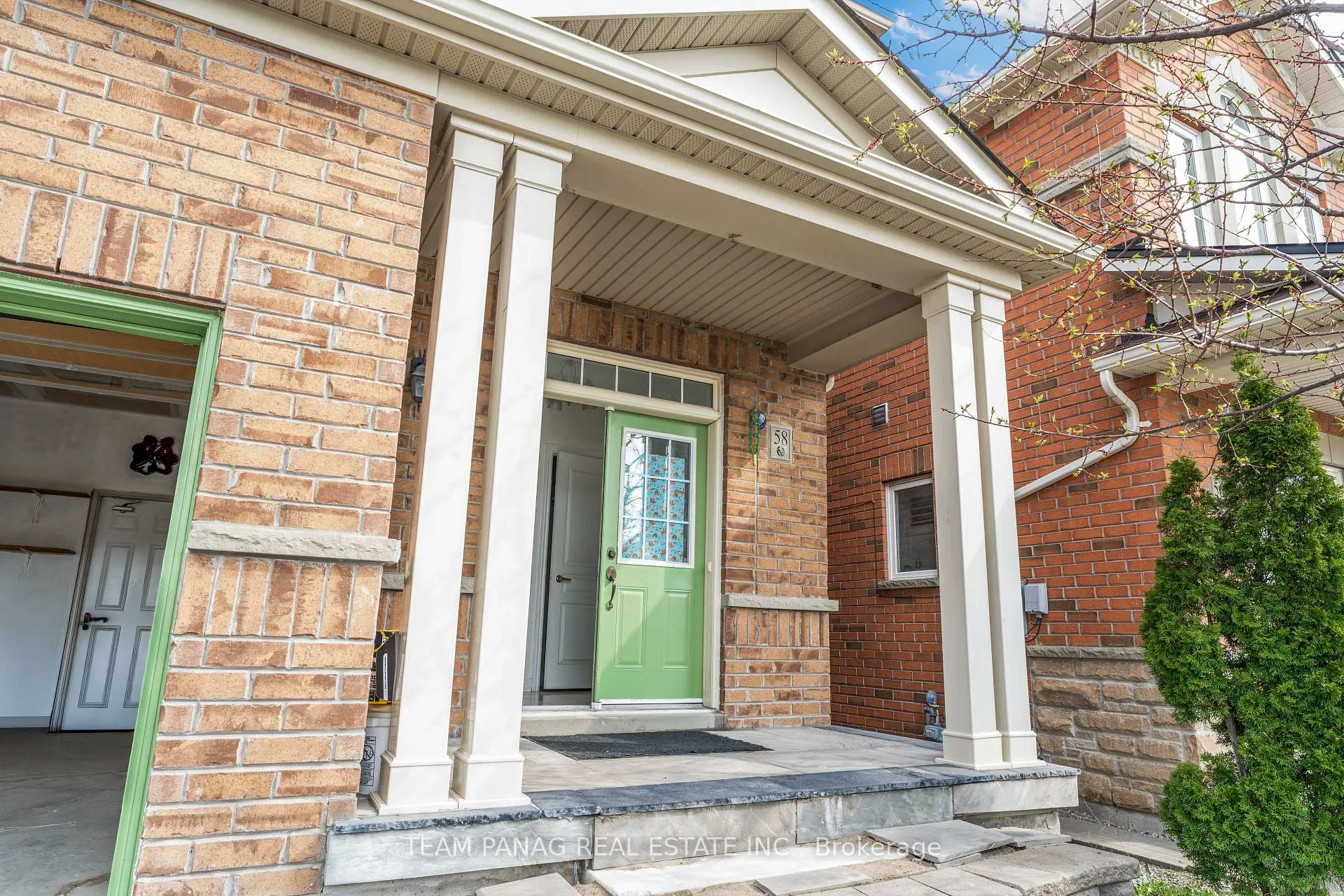 Photo 4 of Unit Basement, 58 Meltwater Crescent, Brampton, Bram East — HOMEH