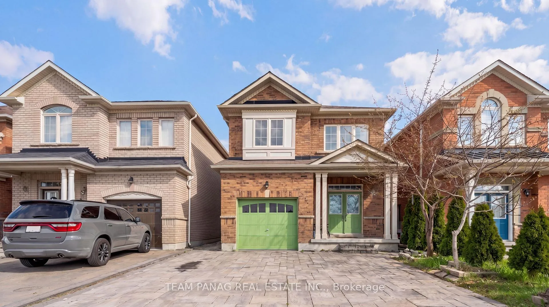 Front of Unit Upper, 58 Meltwater Crescent