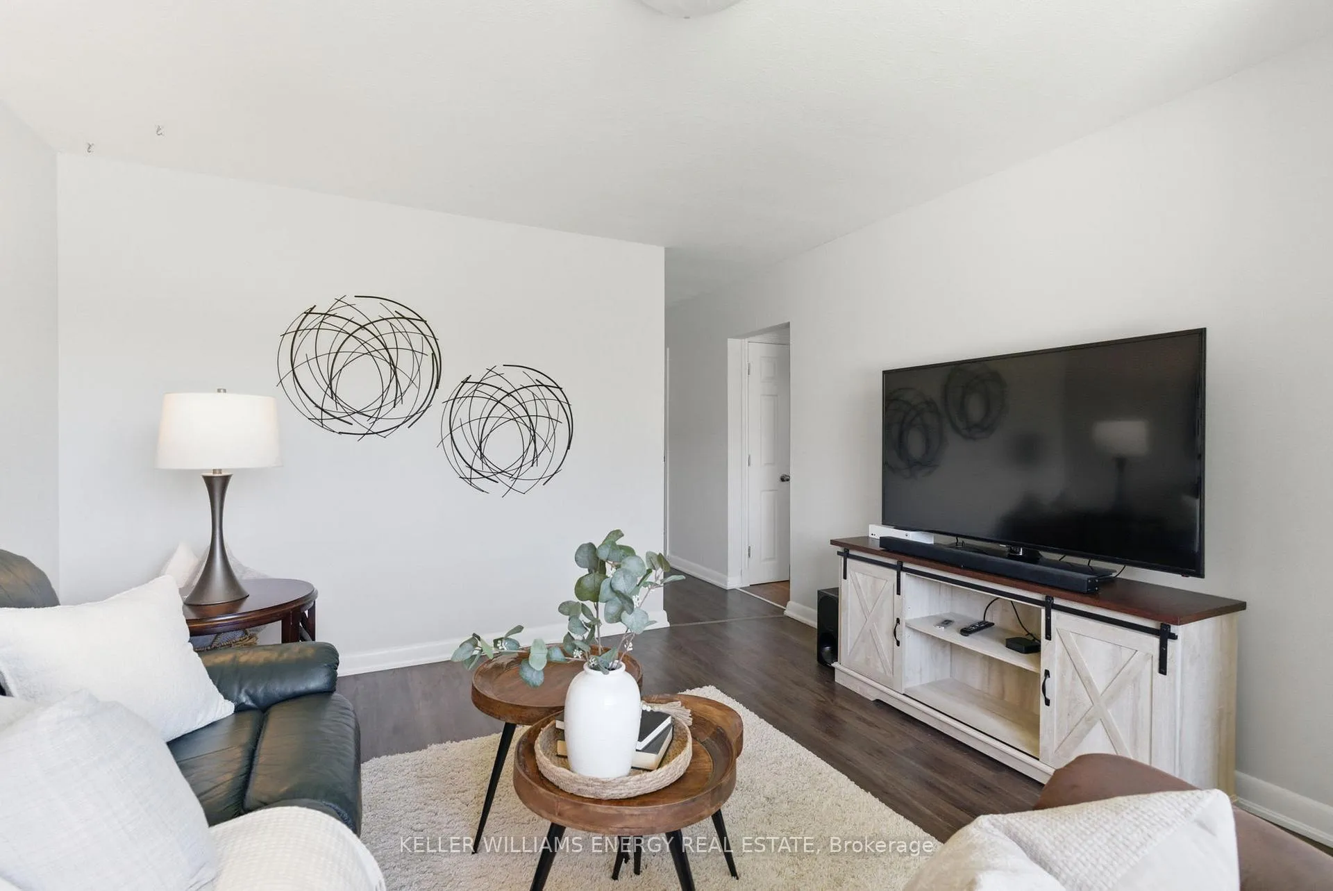 Photo 13 of 563 Coleridge Street, Oshawa, Donevan — HOMEH