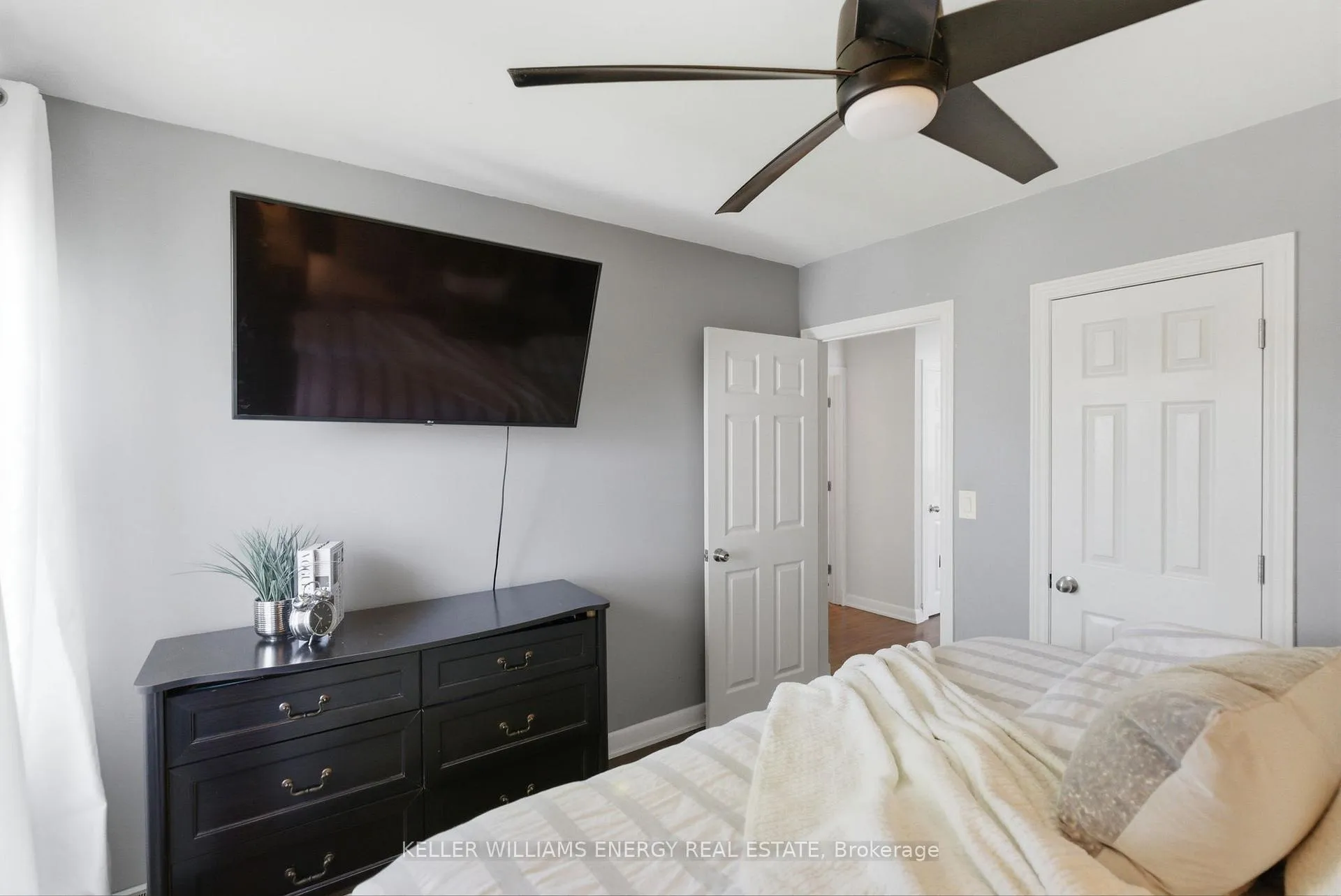 Photo 17 of 563 Coleridge Street, Oshawa, Donevan — HOMEH