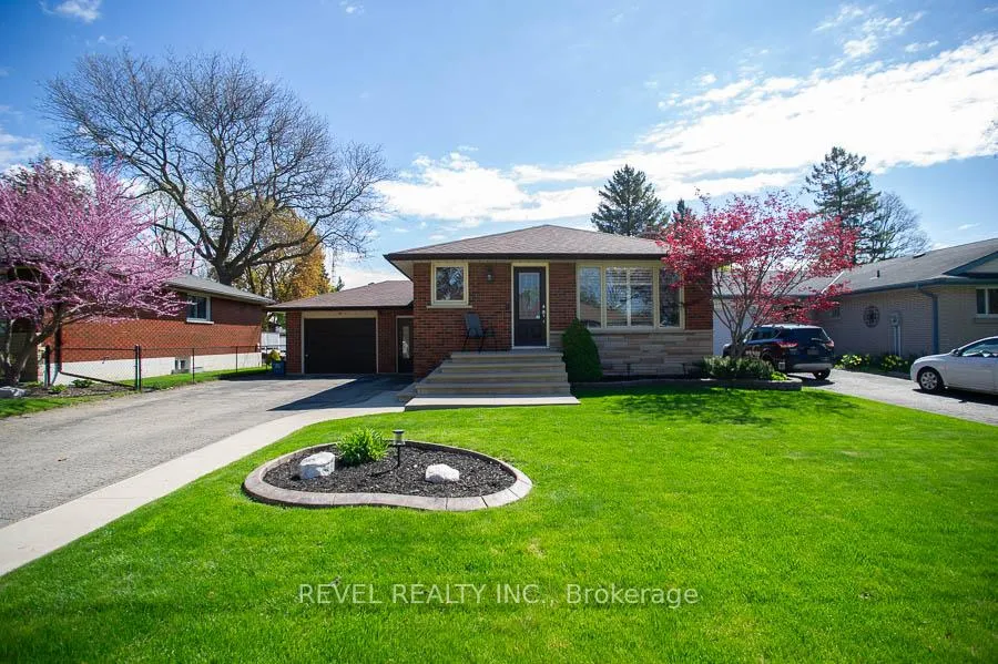 Photo 1 of 59 Wiltshire Drive, Brantford — HOMEH