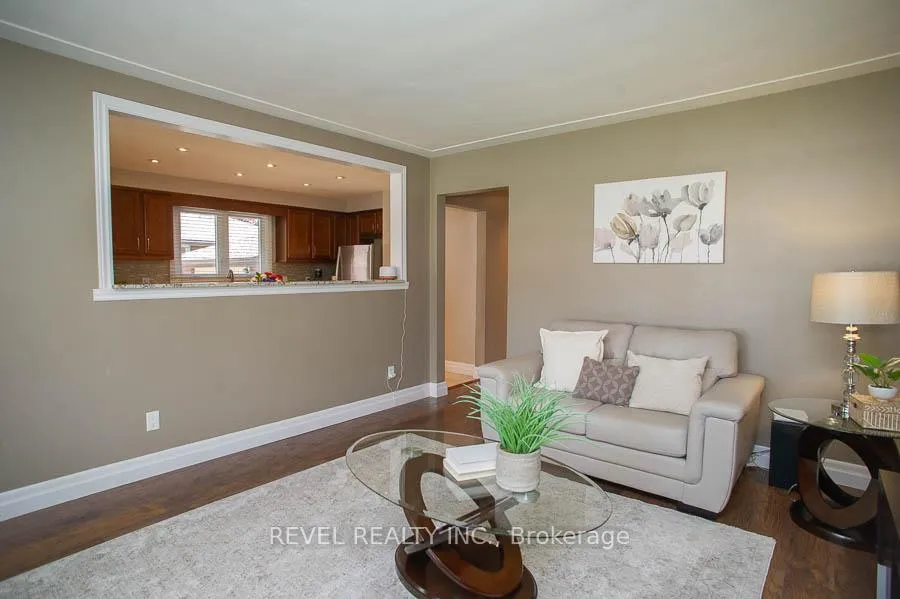 Photo 7 of 59 Wiltshire Drive, Brantford — HOMEH