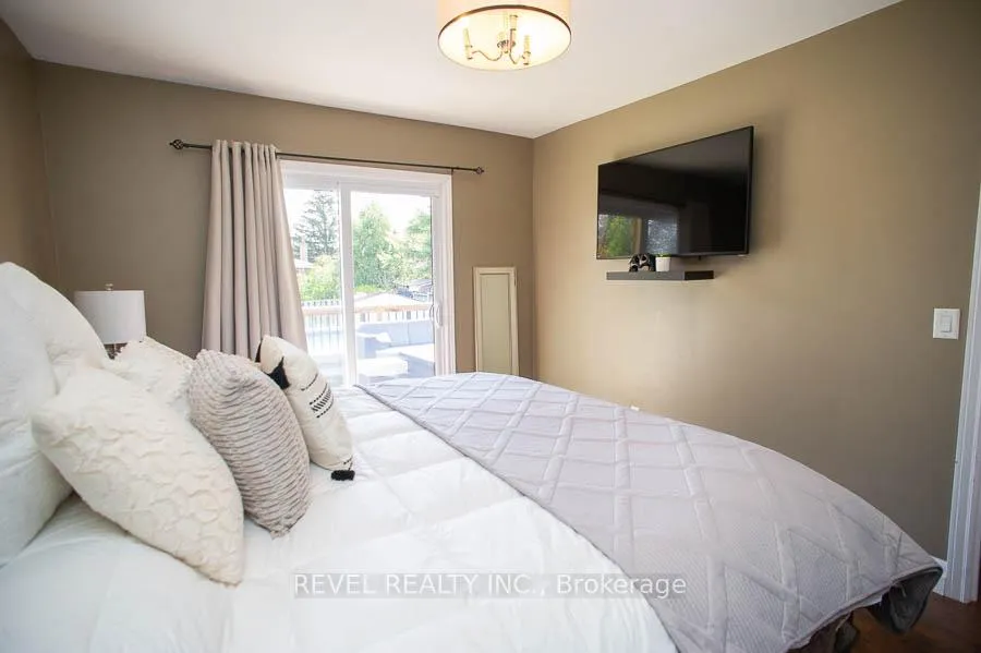 Photo 12 of 59 Wiltshire Drive, Brantford — HOMEH