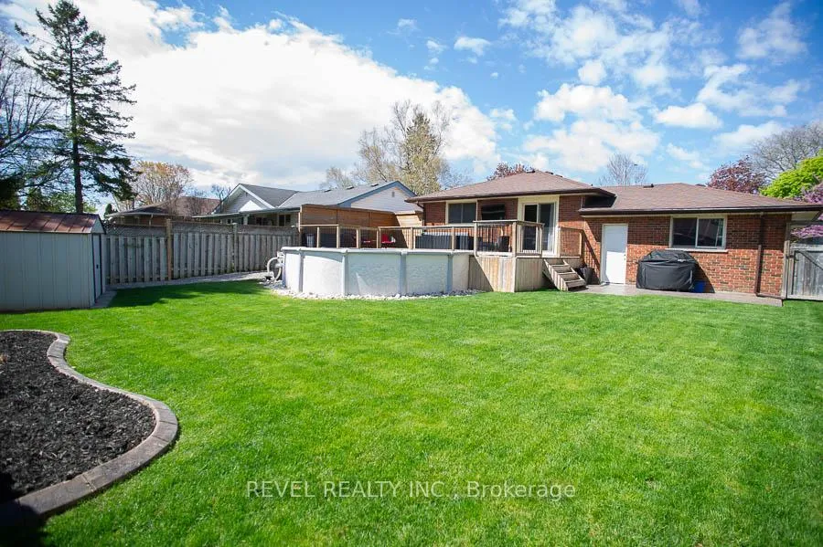 Photo 26 of 59 Wiltshire Drive, Brantford — HOMEH