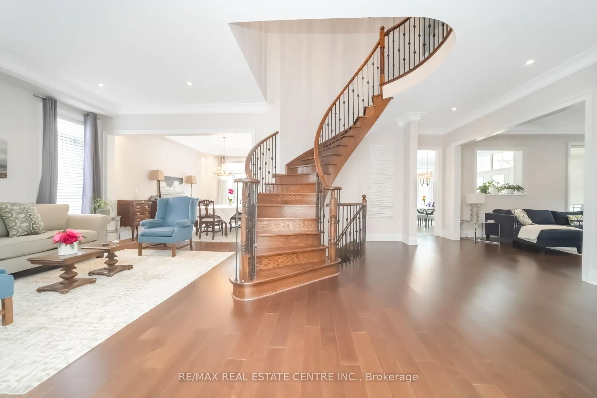 Photo 10 of 14 Canis Street, Brampton, Credit Valley — HOMEH