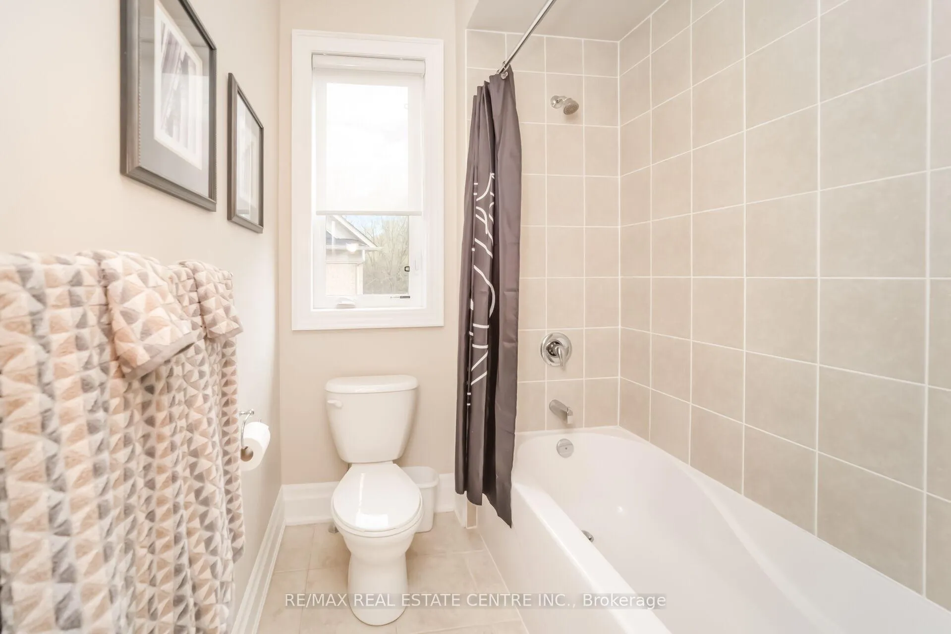Photo 38 of 14 Canis Street, Brampton, Credit Valley — HOMEH