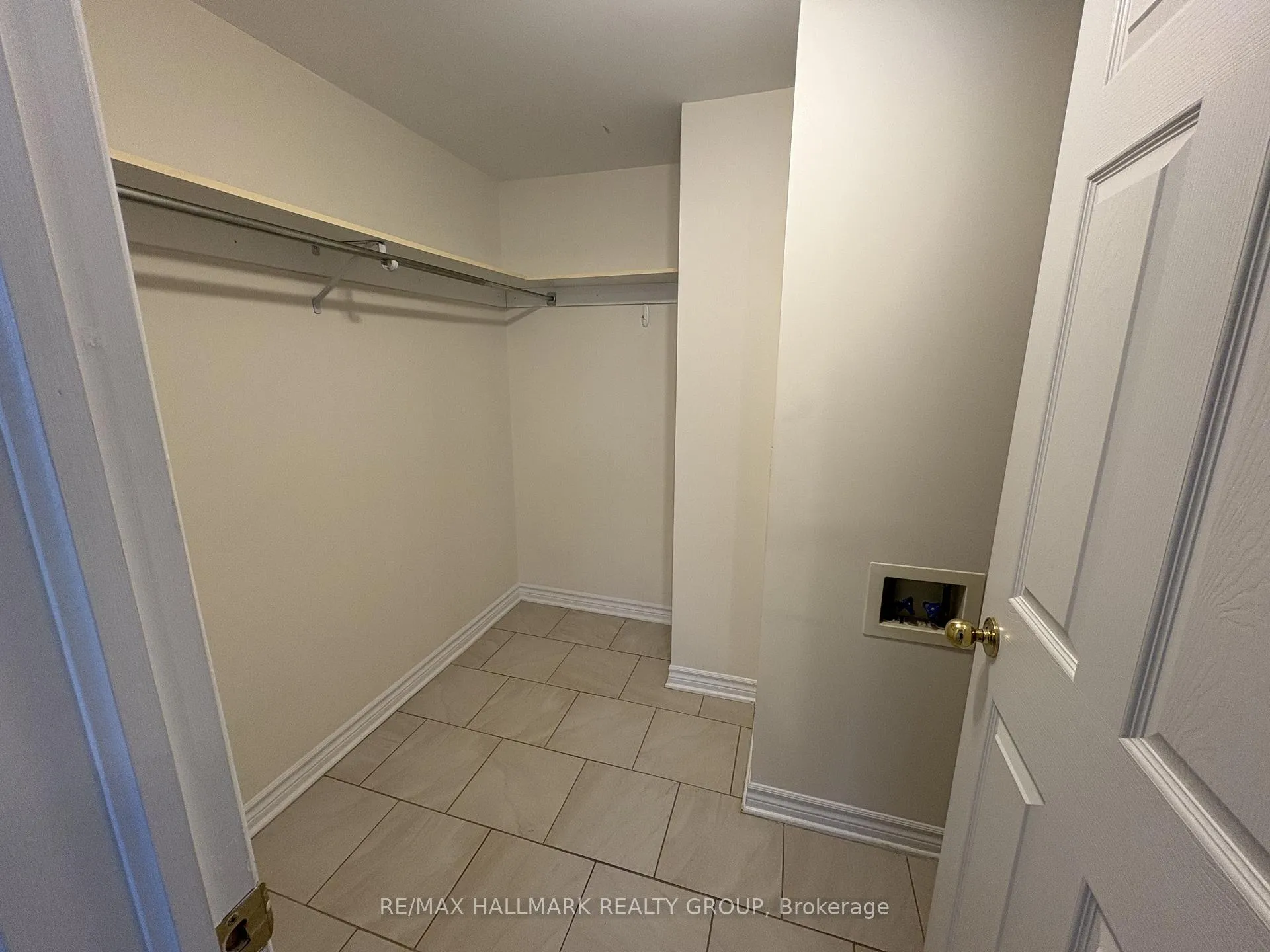 Photo 7 of 238 Cumberland Street, Ottawa, Lower Town/Byward Market — HOMEH