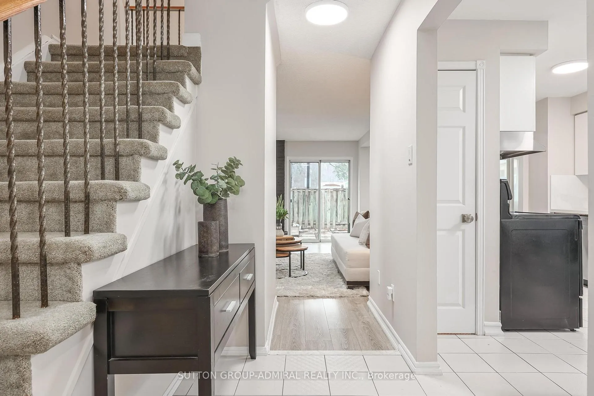 Photo 4 of 242 Tansley Road, Vaughan, Brownridge — HOMEH