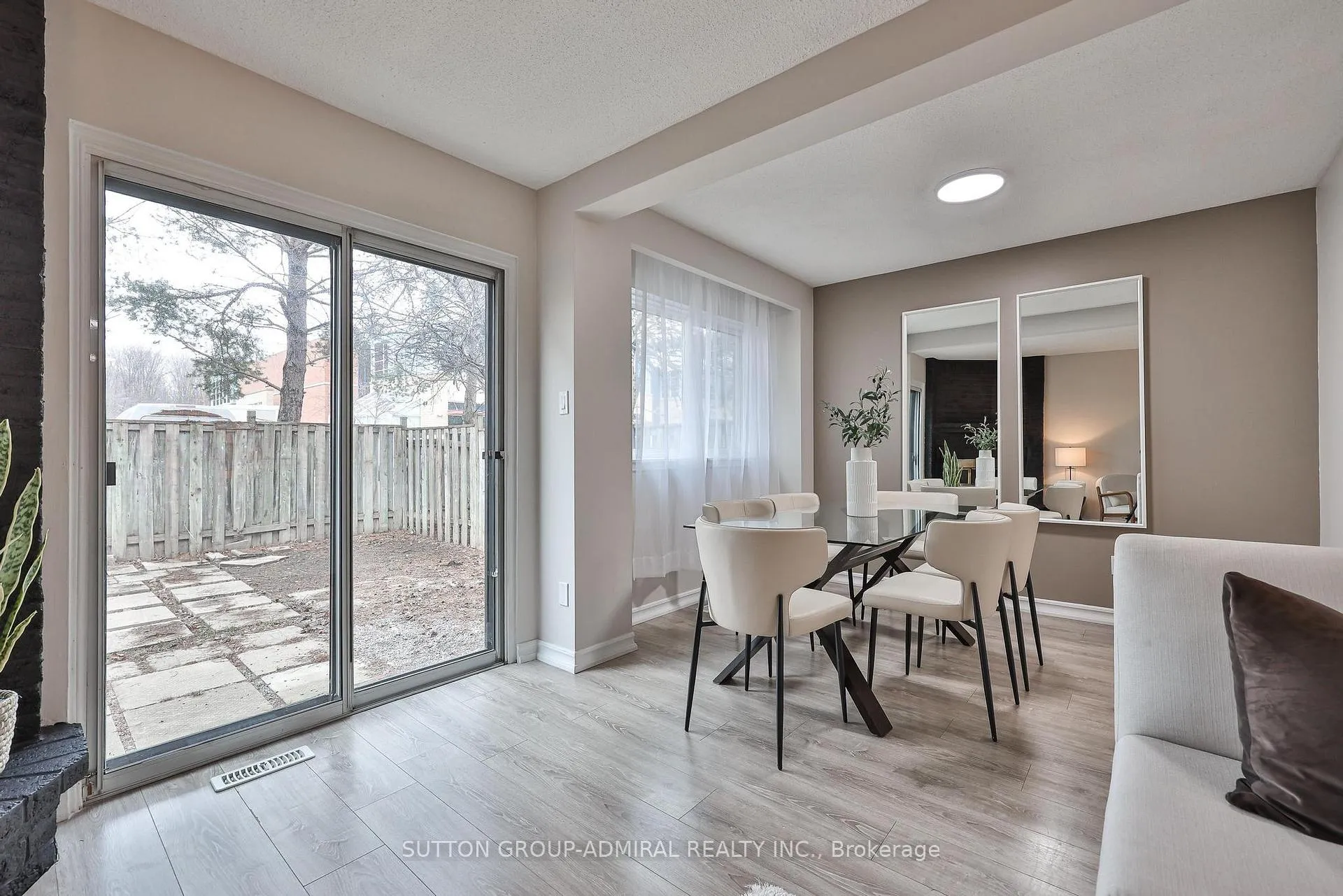 Photo 9 of 242 Tansley Road, Vaughan, Brownridge — HOMEH