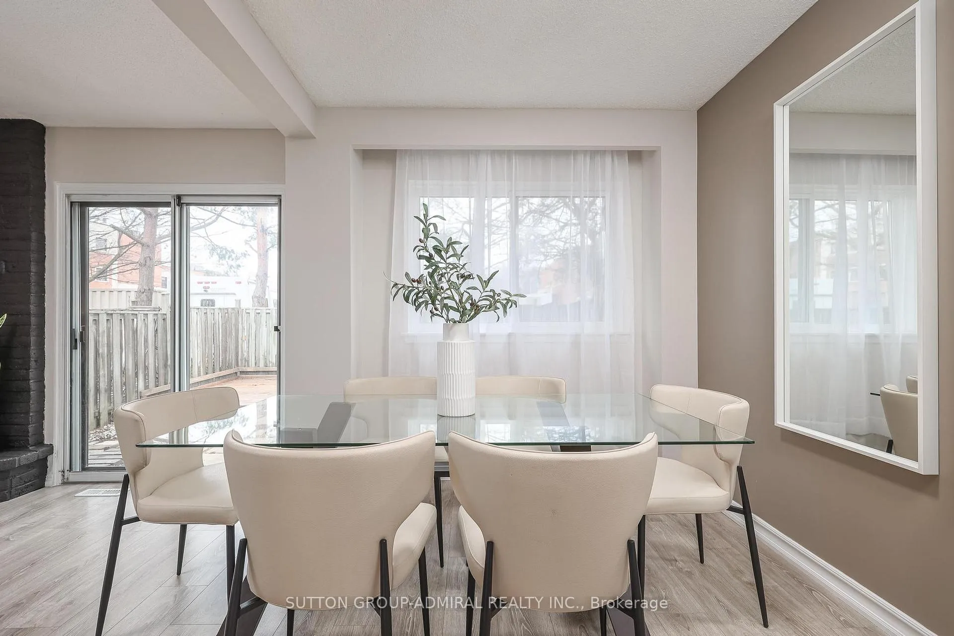 Photo 11 of 242 Tansley Road, Vaughan, Brownridge — HOMEH