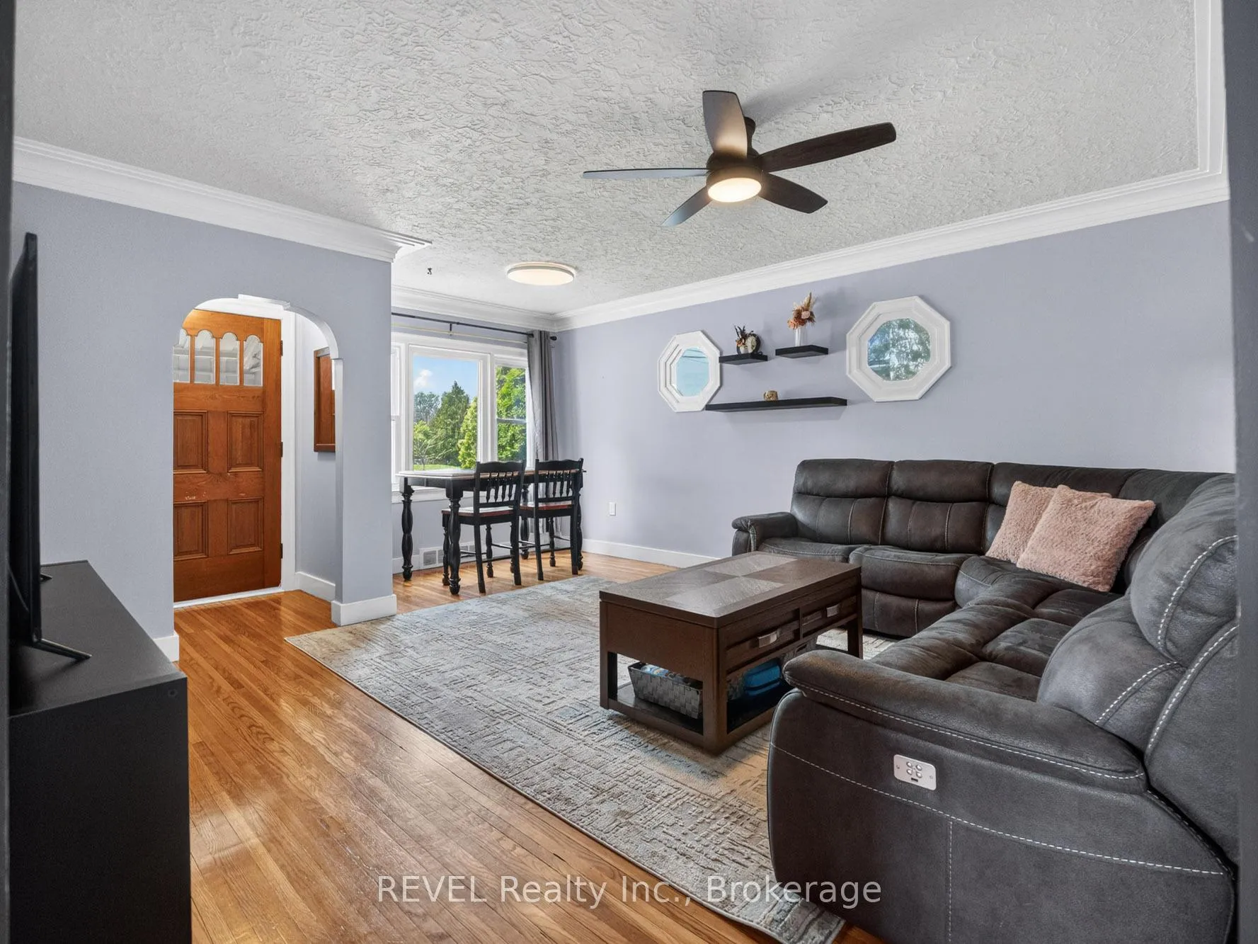 Photo 7 of 426 Geneva Street, St. Catharines, Vine/Linwell — HOMEH