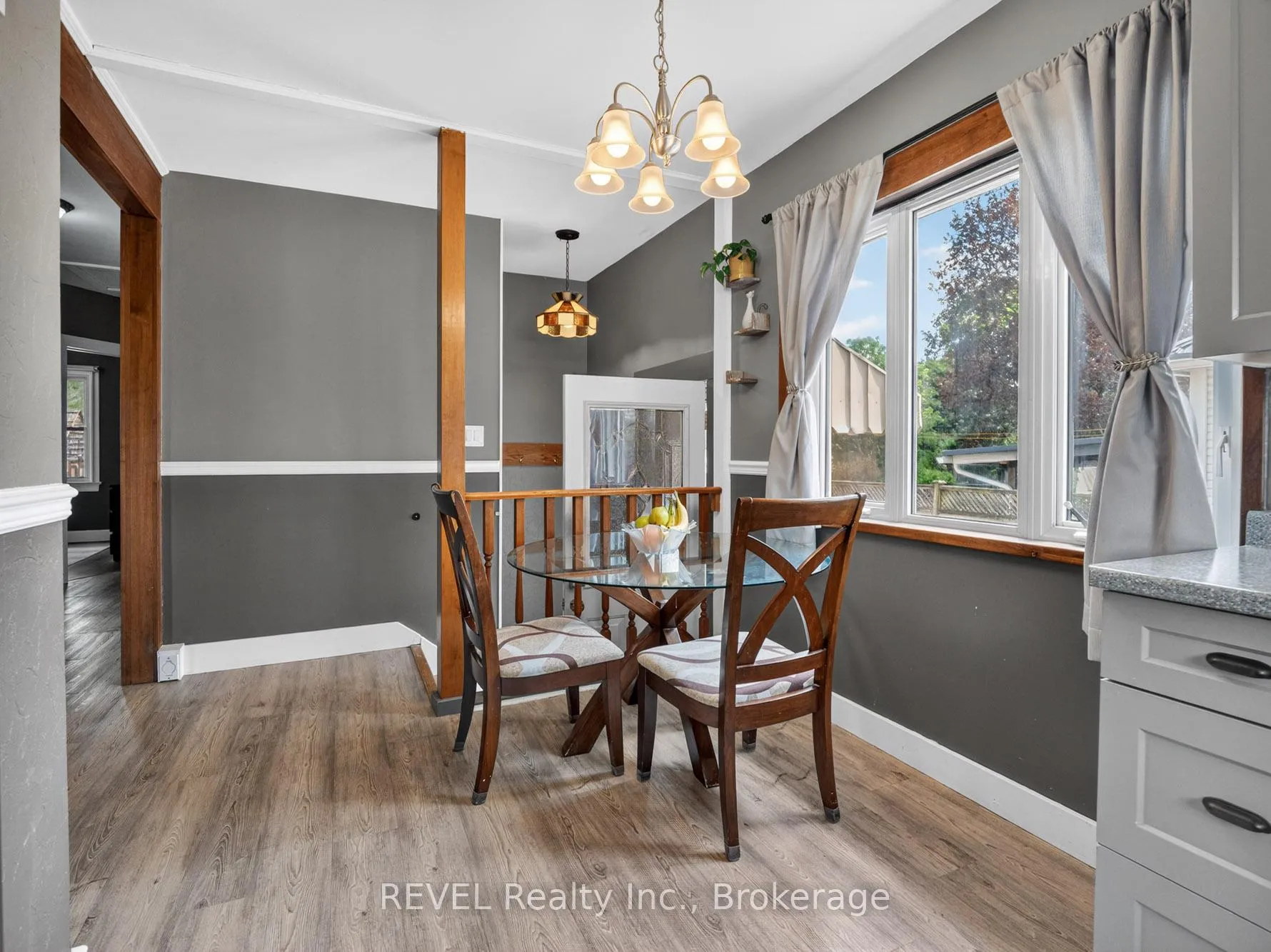 Photo 10 of 426 Geneva Street, St. Catharines, Vine/Linwell — HOMEH