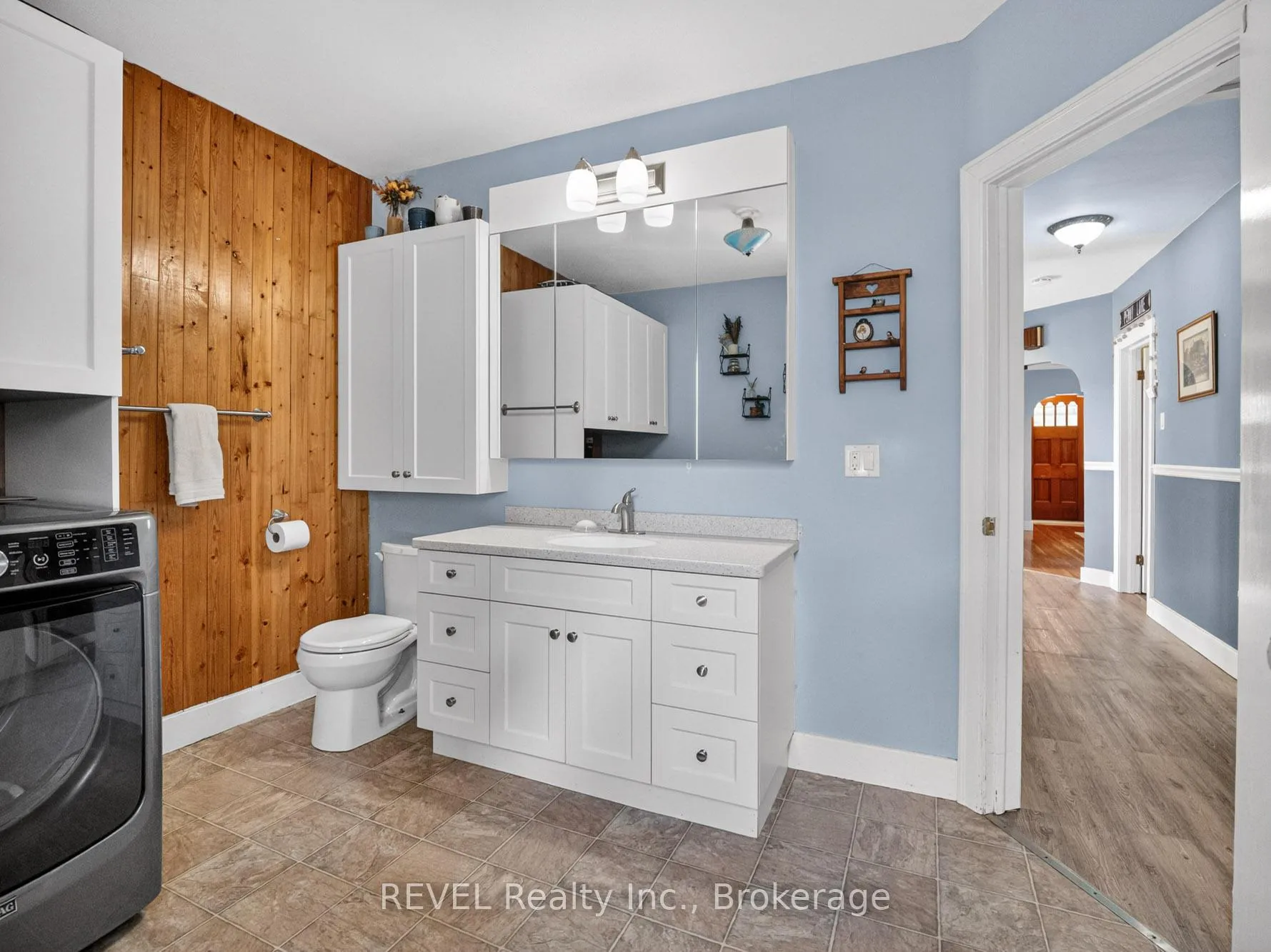 Photo 17 of 426 Geneva Street, St. Catharines, Vine/Linwell — HOMEH
