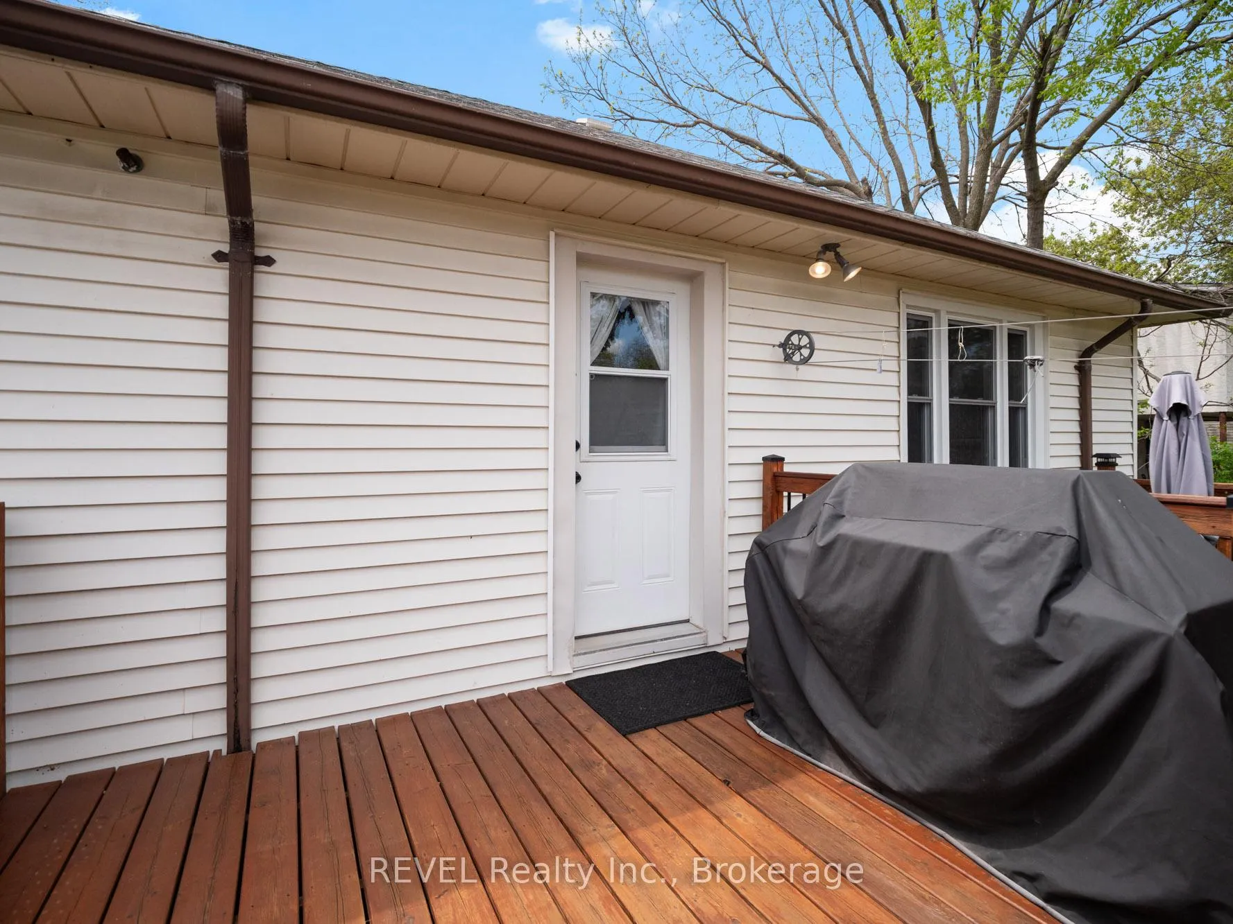 Photo 30 of 426 Geneva Street, St. Catharines, Vine/Linwell — HOMEH