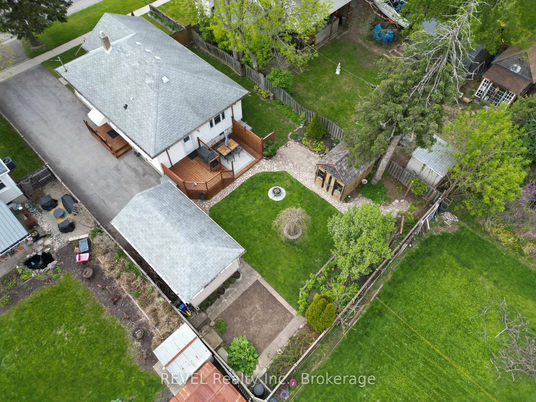 Photo 38 of 426 Geneva Street, St. Catharines, Vine/Linwell — HOMEH