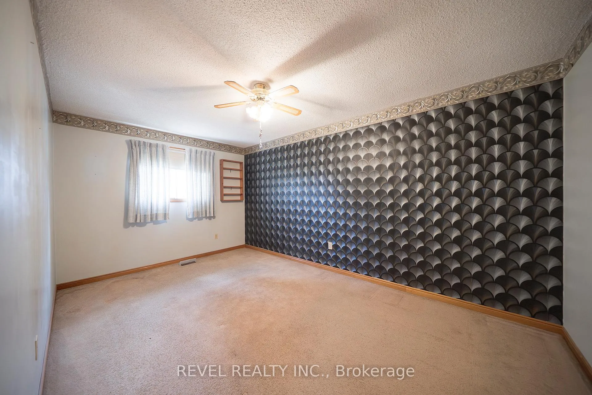 Photo 16 of 681 Upper Horning Road, Hamilton, Gurnett — HOMEH
