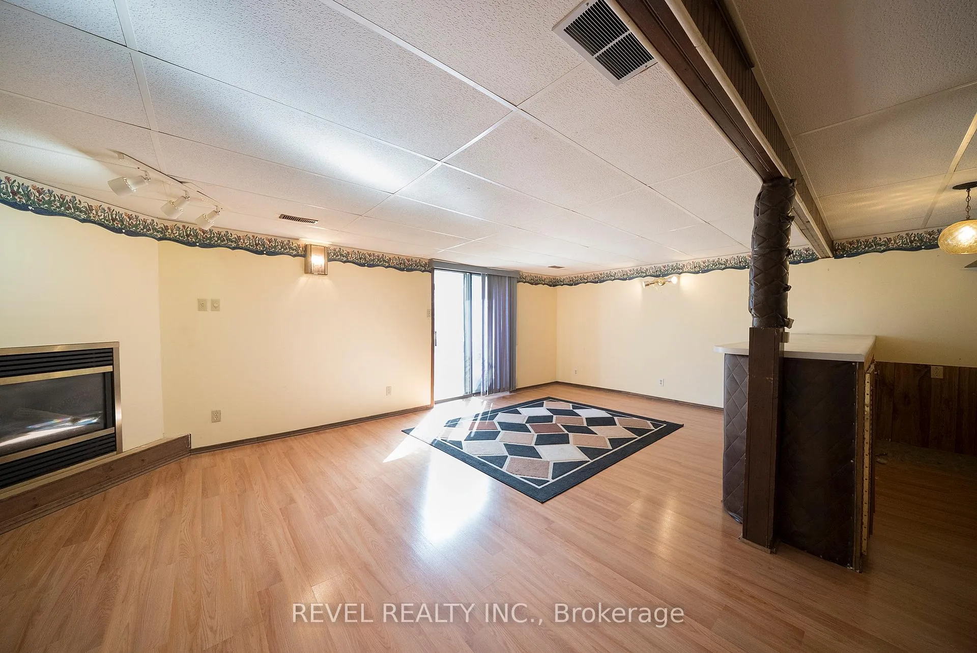 Photo 22 of 681 Upper Horning Road, Hamilton, Gurnett — HOMEH