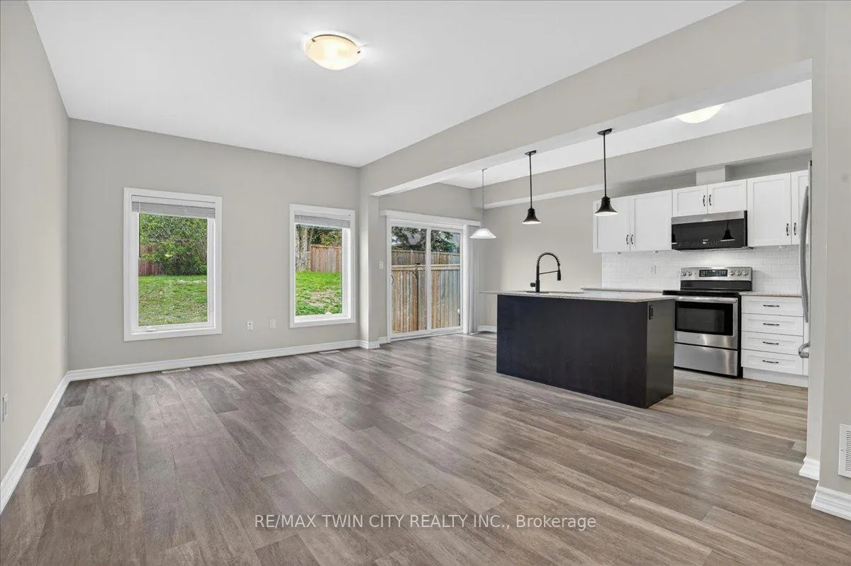 Photo 11 of Unit 16, 324 Equestrian Way, Cambridge — HOMEH