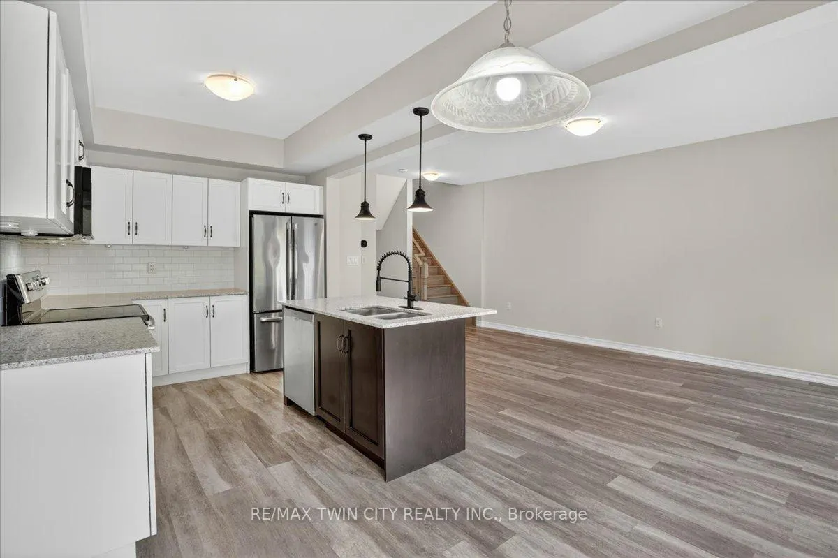 Photo 15 of Unit 16, 324 Equestrian Way, Cambridge — HOMEH