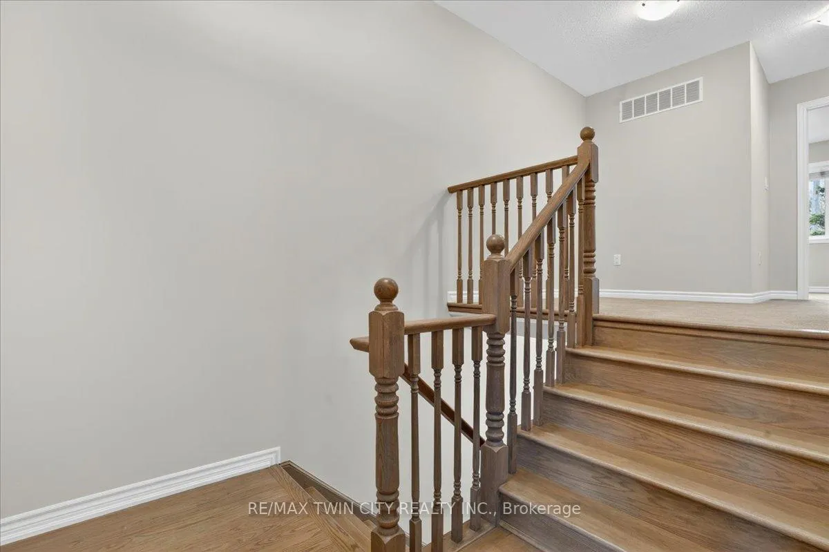 Photo 27 of Unit 16, 324 Equestrian Way, Cambridge — HOMEH