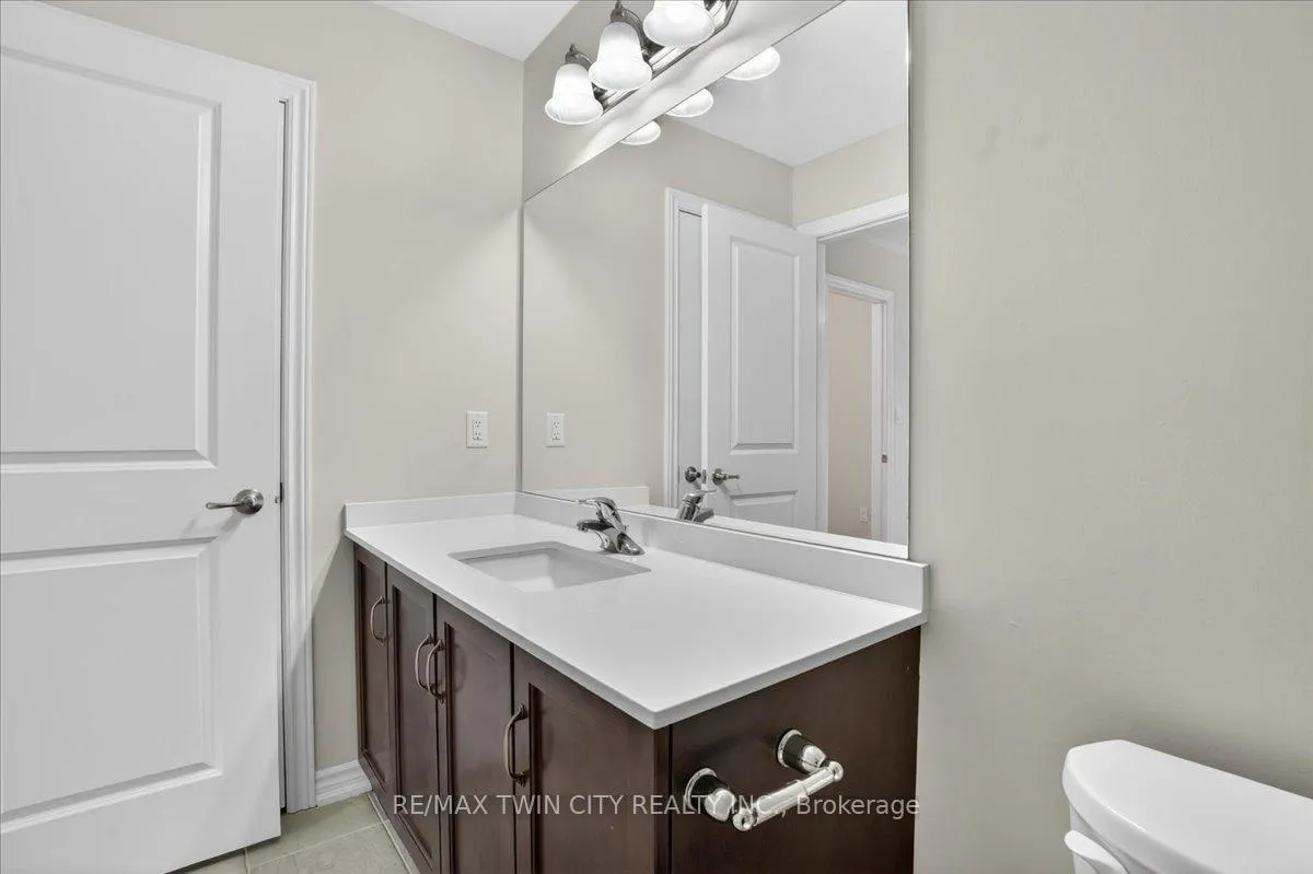 Photo 34 of Unit 16, 324 Equestrian Way, Cambridge — HOMEH