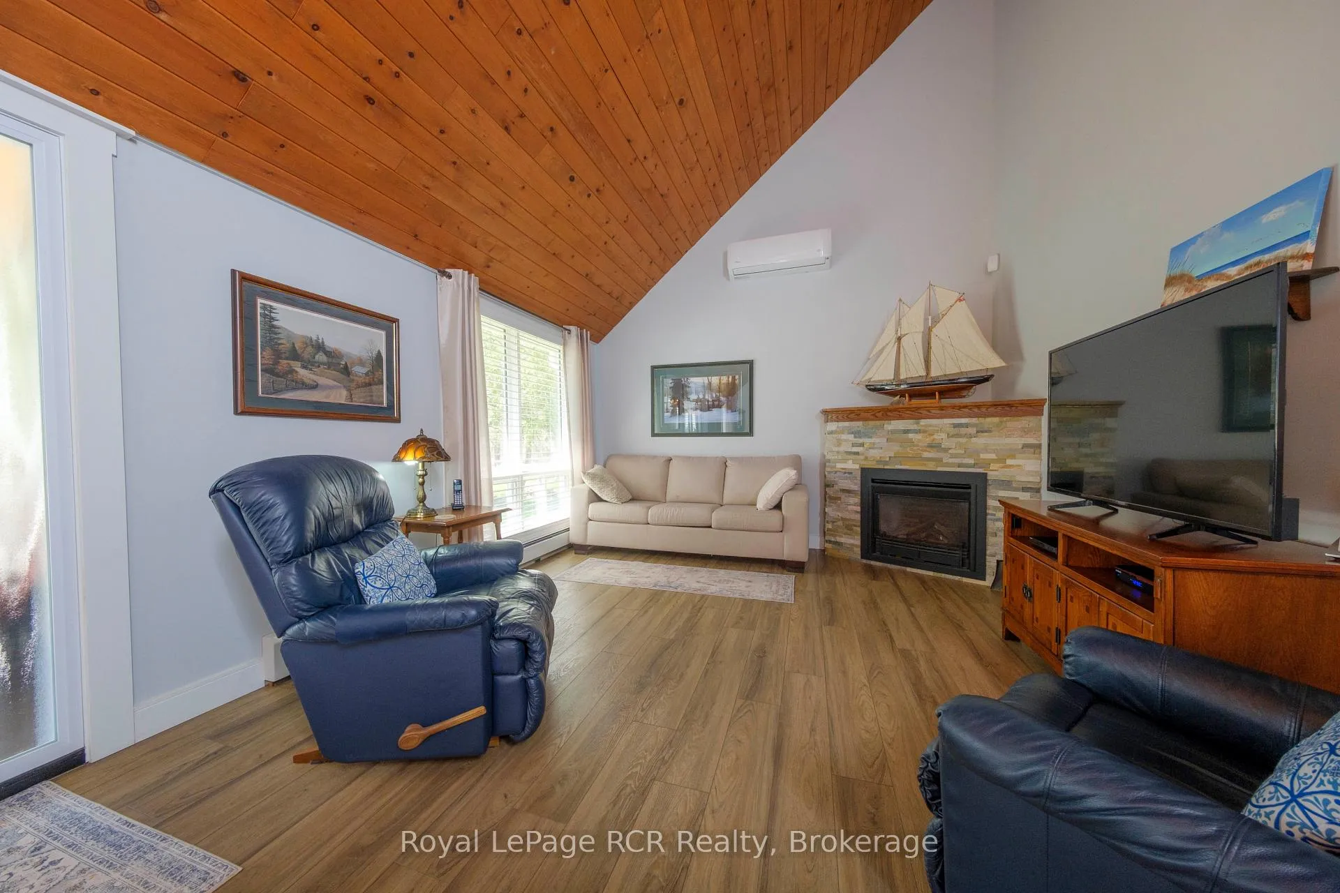 Photo 3 of 14 Whippoorwill Lane, Kincardine — HOMEH