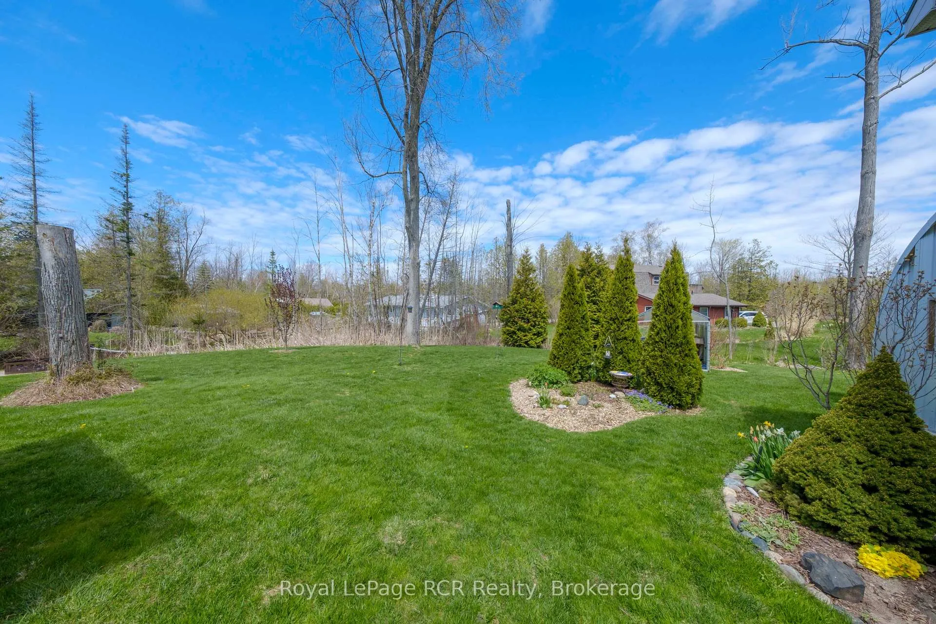 Photo 25 of 14 Whippoorwill Lane, Kincardine — HOMEH