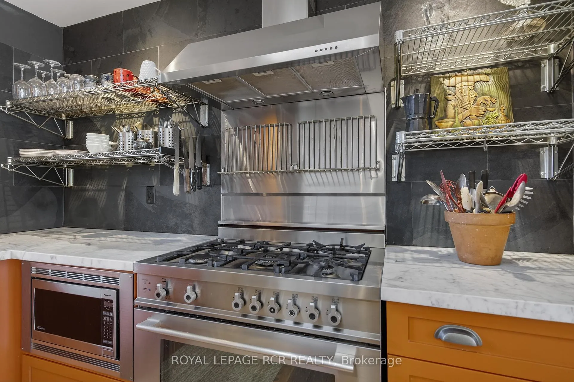 Photo 11 of 22 Rice Drive, King, Schomberg — HOMEH