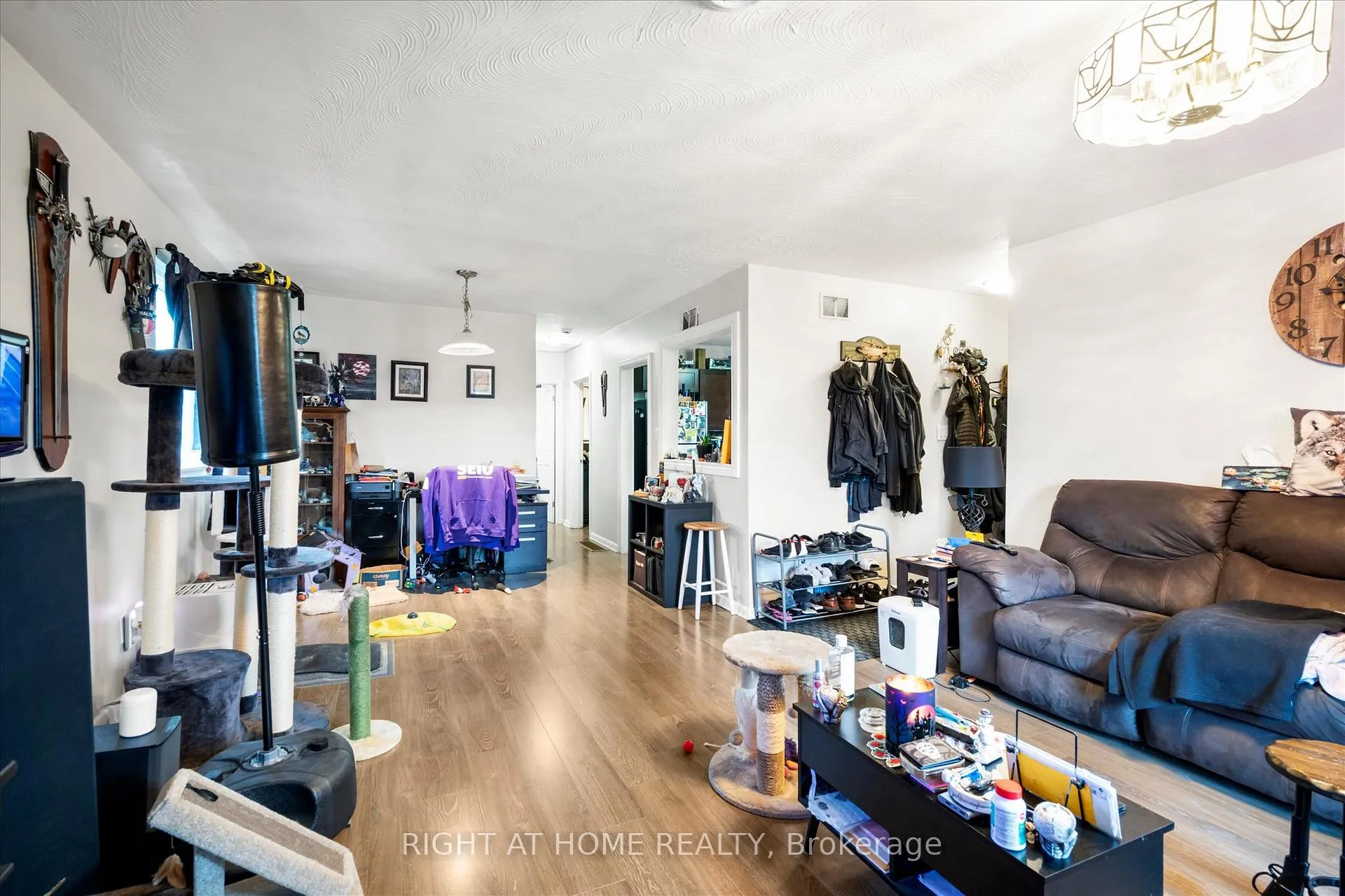 Photo 14 of 606 Lansdowne Drive, Oshawa, Eastdale — HOMEH