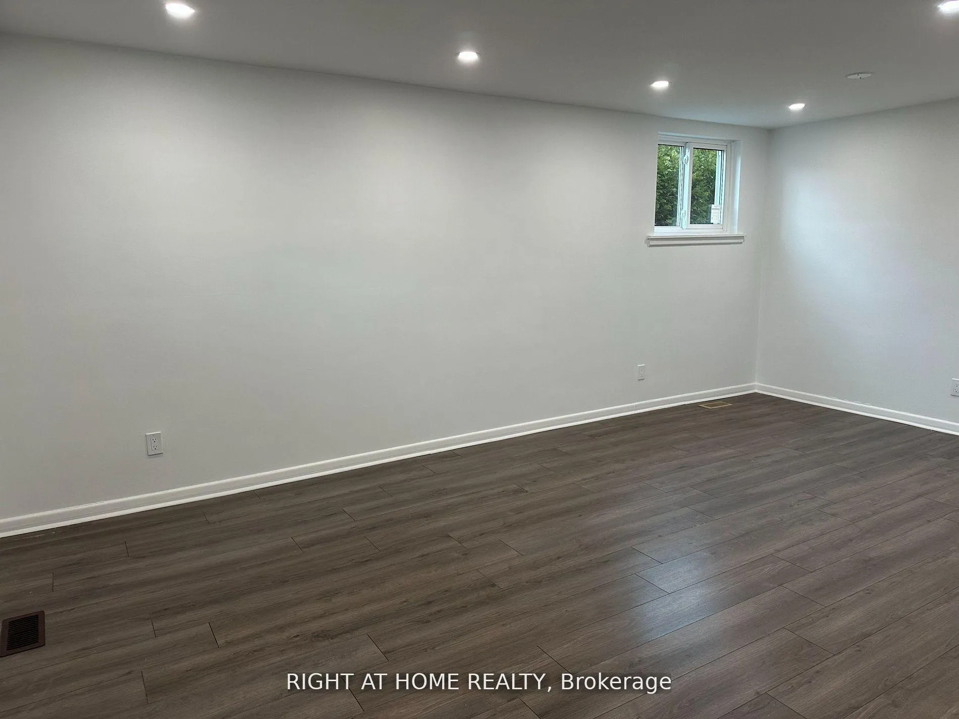 Photo 22 of 606 Lansdowne Drive, Oshawa, Eastdale — HOMEH