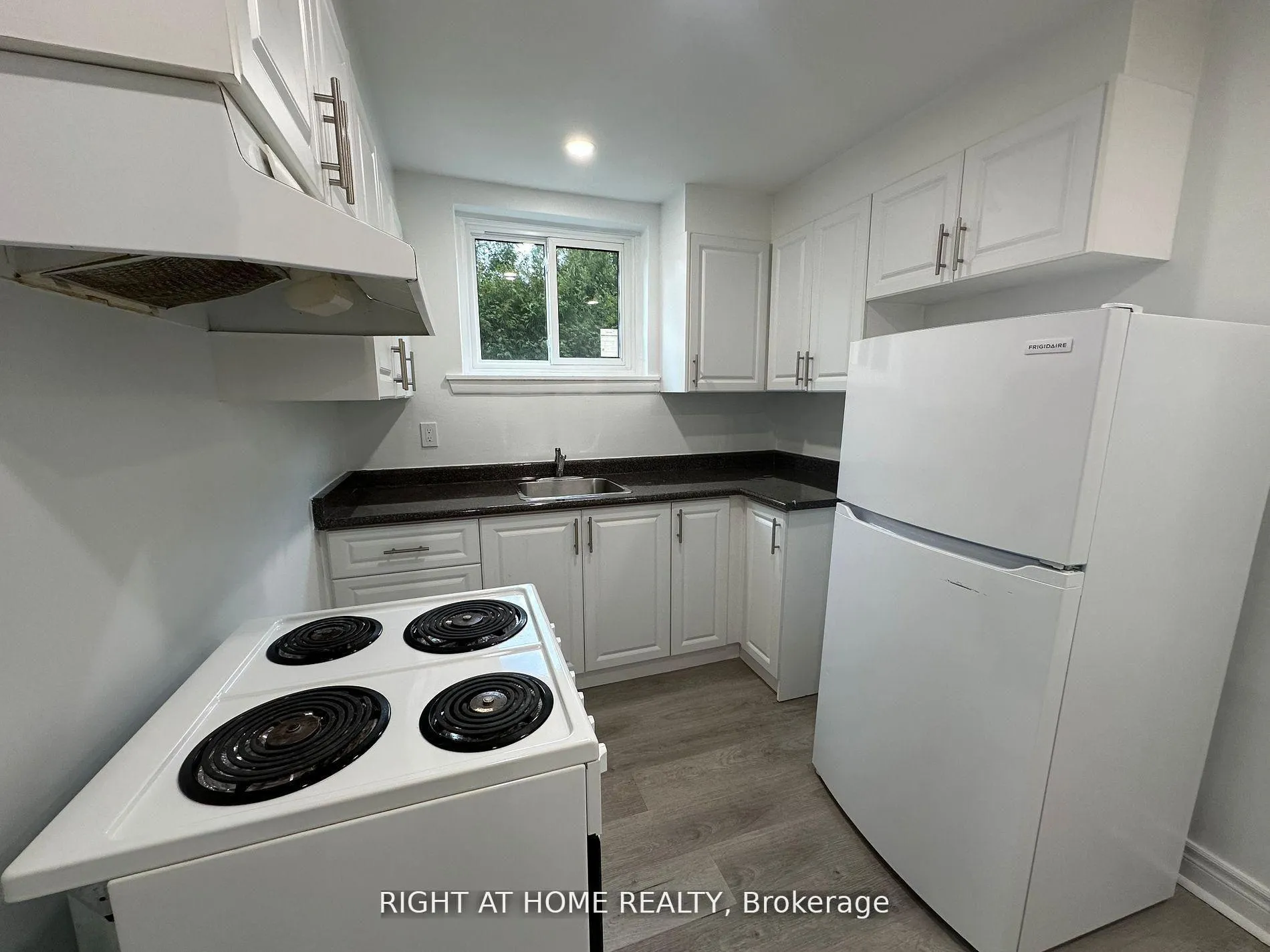 Photo 24 of 606 Lansdowne Drive, Oshawa, Eastdale — HOMEH