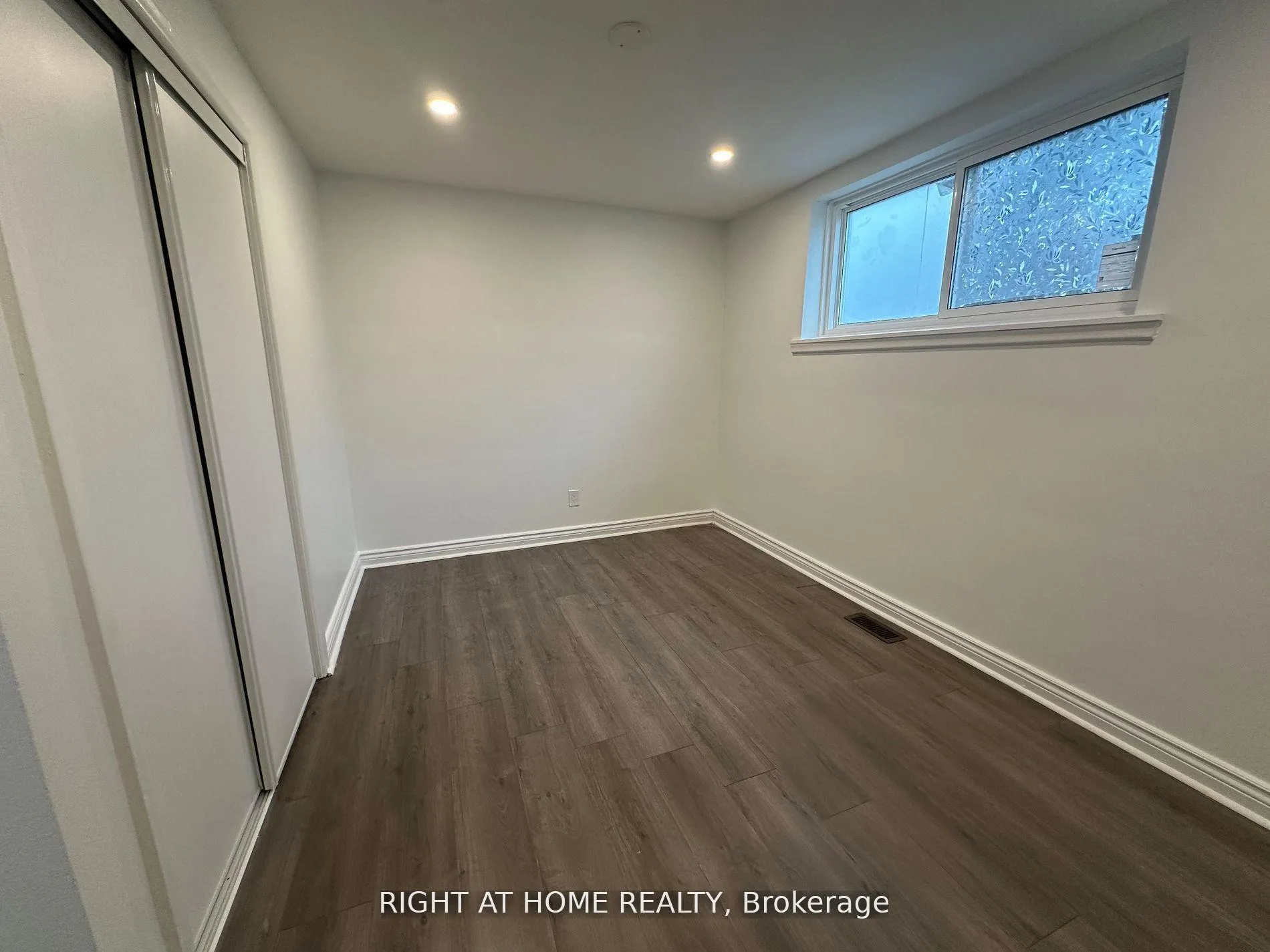 Photo 27 of 606 Lansdowne Drive, Oshawa, Eastdale — HOMEH
