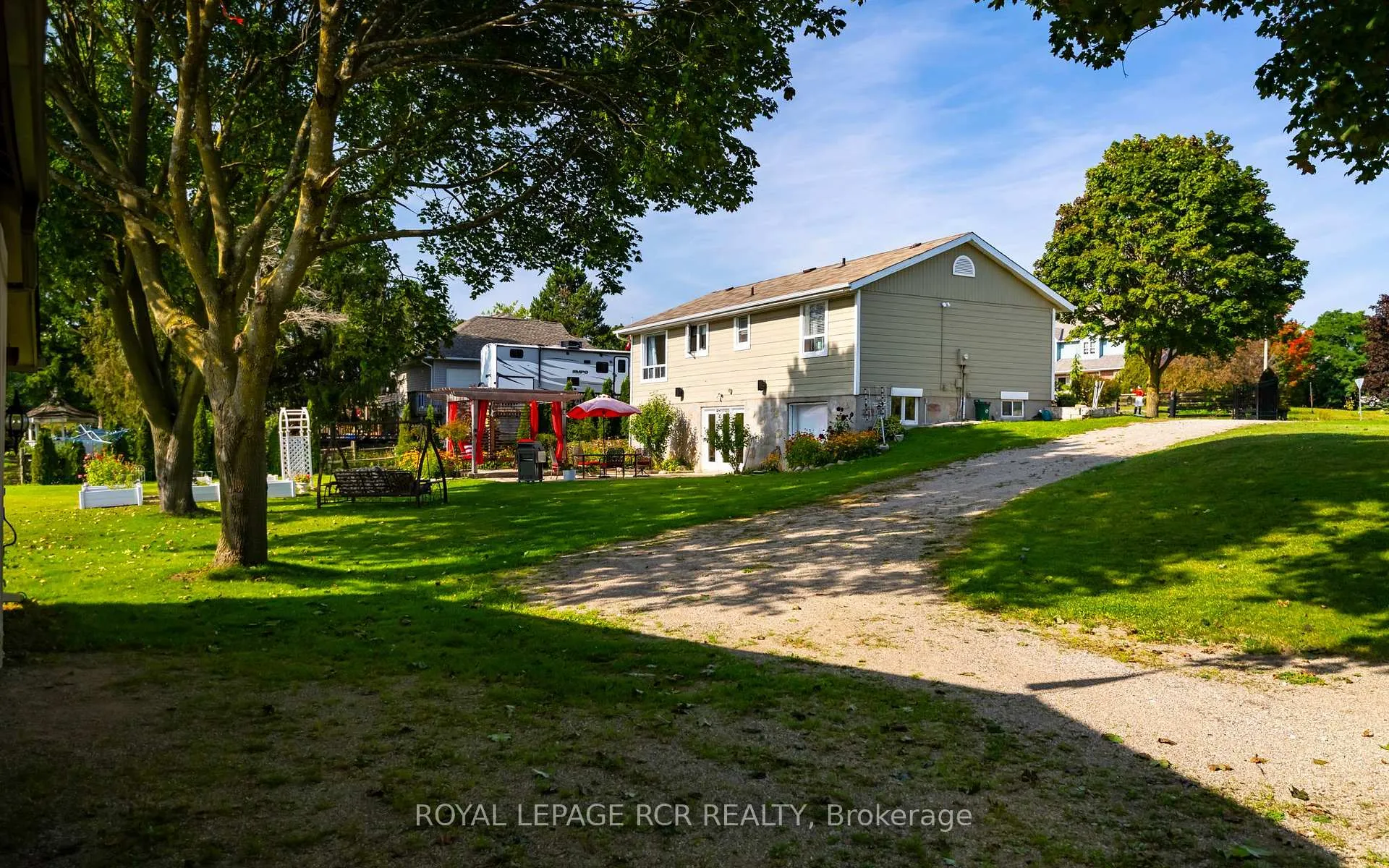 Photo 41 of 16 Barbour Drive, Erin, Rural Erin — HOMEH