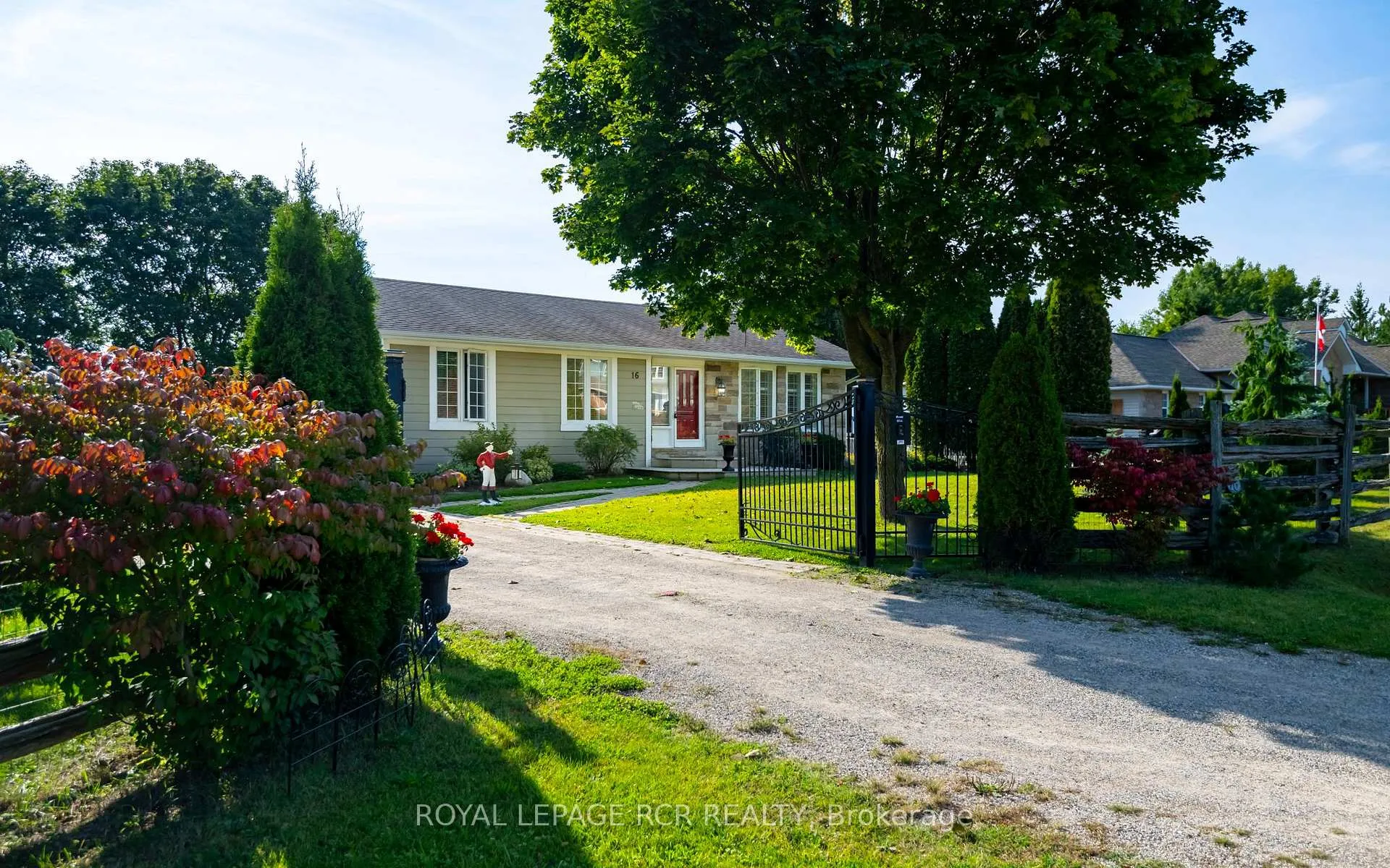 Photo 48 of 16 Barbour Drive, Erin, Rural Erin — HOMEH