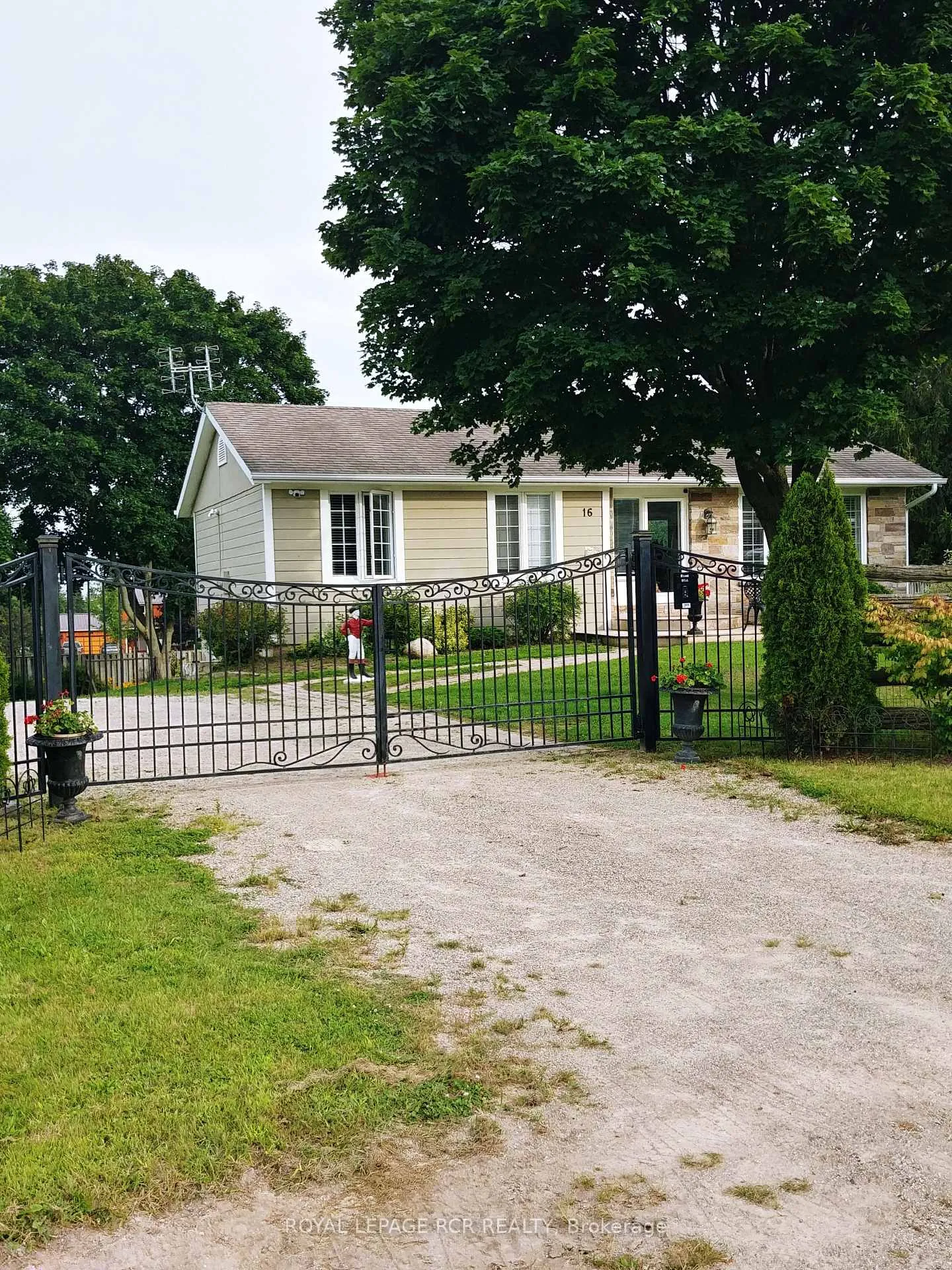 Photo 49 of 16 Barbour Drive, Erin, Rural Erin — HOMEH