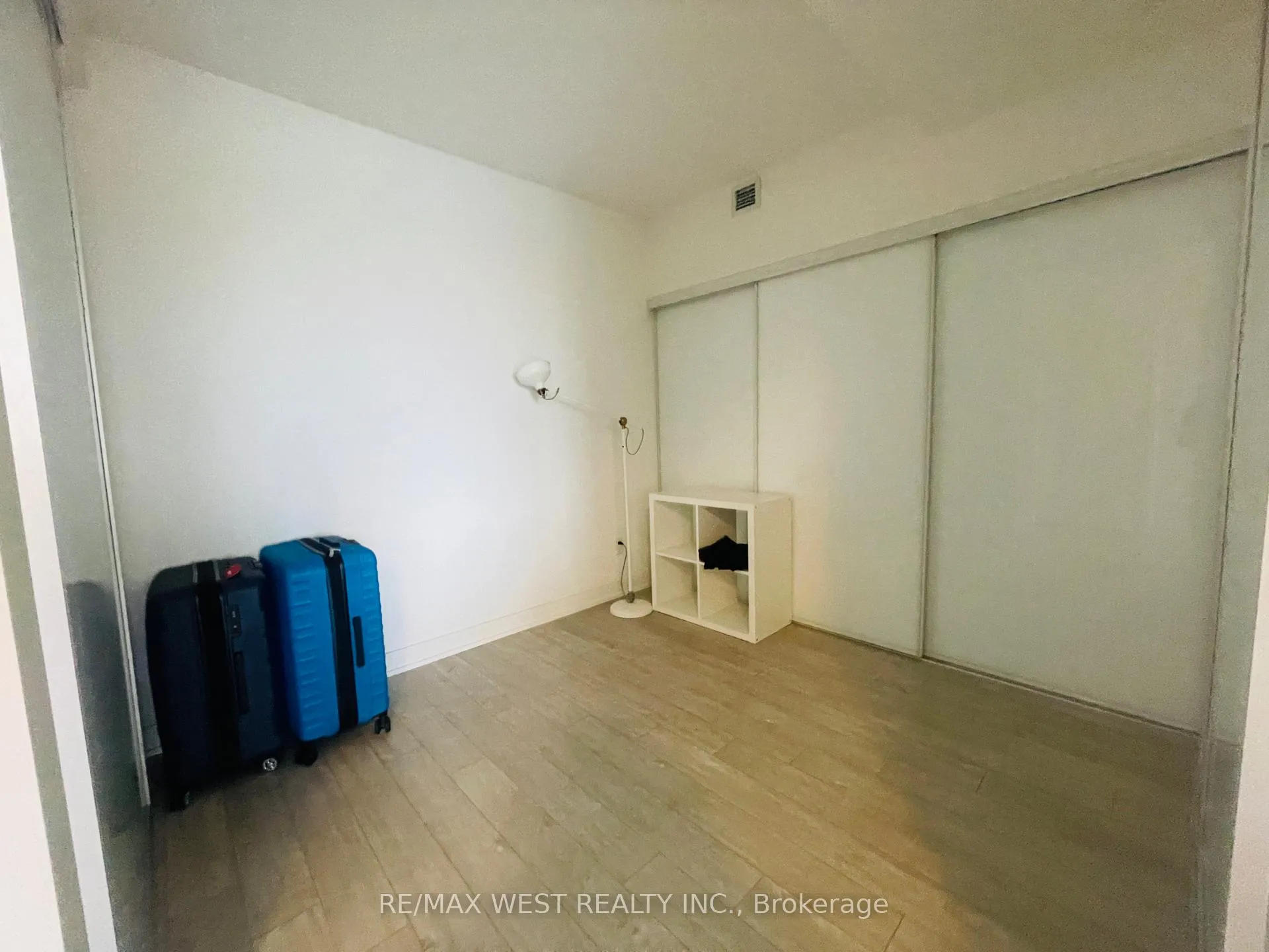 Photo 7 of Unit 1122, 30 Baseball Place, Toronto, South Riverdale — HOMEH