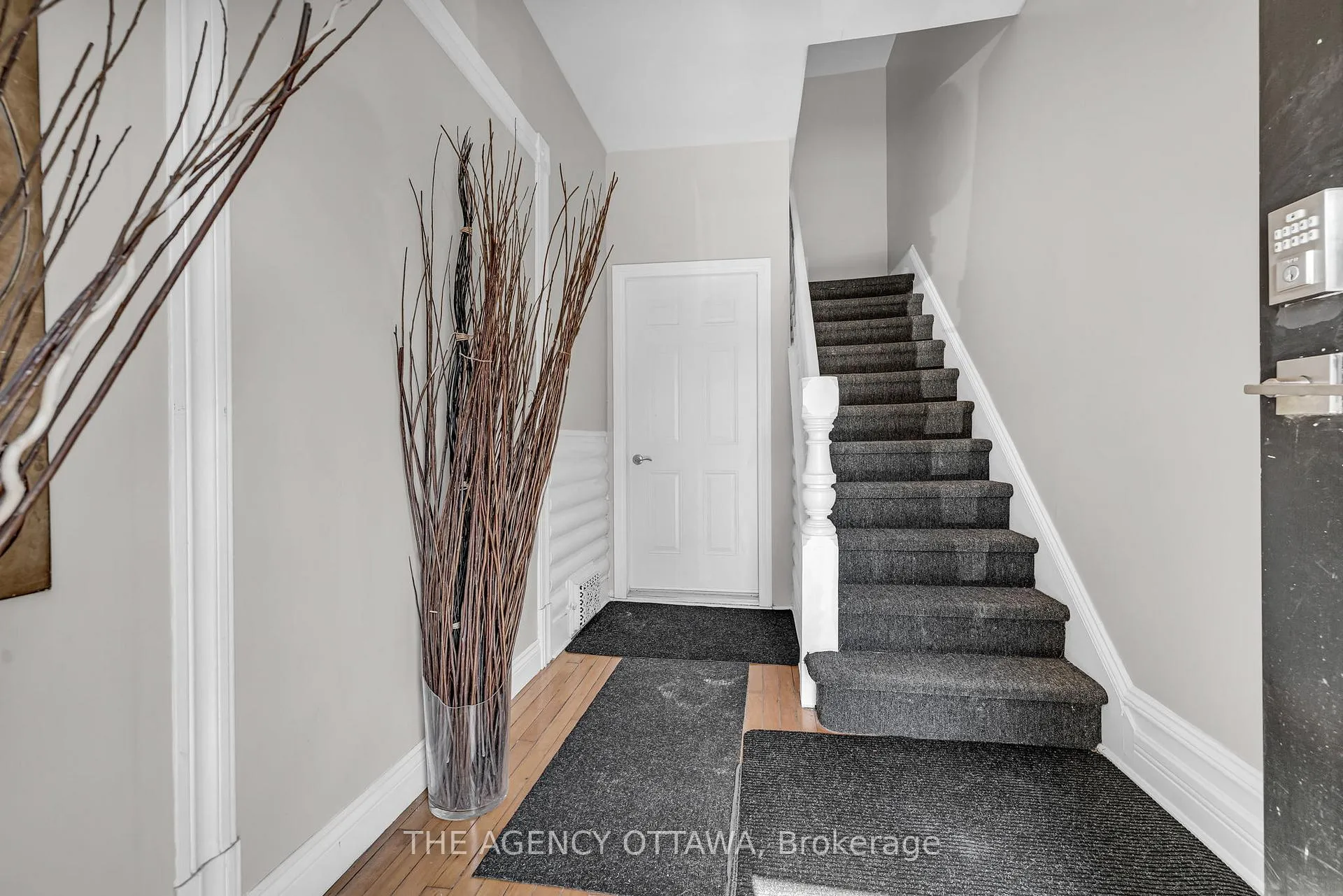 Photo 10 of 57 Lees Avenue, Ottawa, Ottawa East — HOMEH
