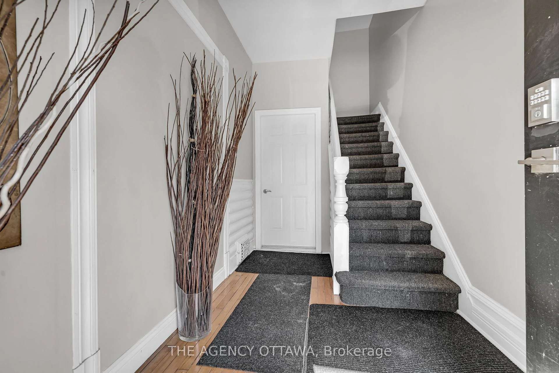 Photo 11 of 57 Lees Avenue, Ottawa, Ottawa East — HOMEH