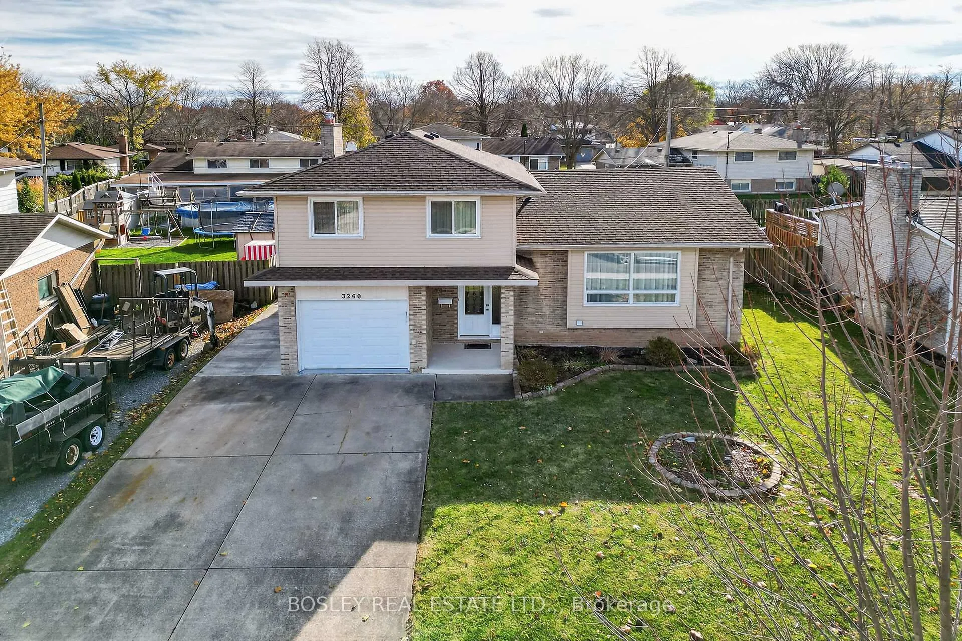 Photo 1 of 3260 Harleyford Crescent, Niagara Falls, Chippawa — HOMEH