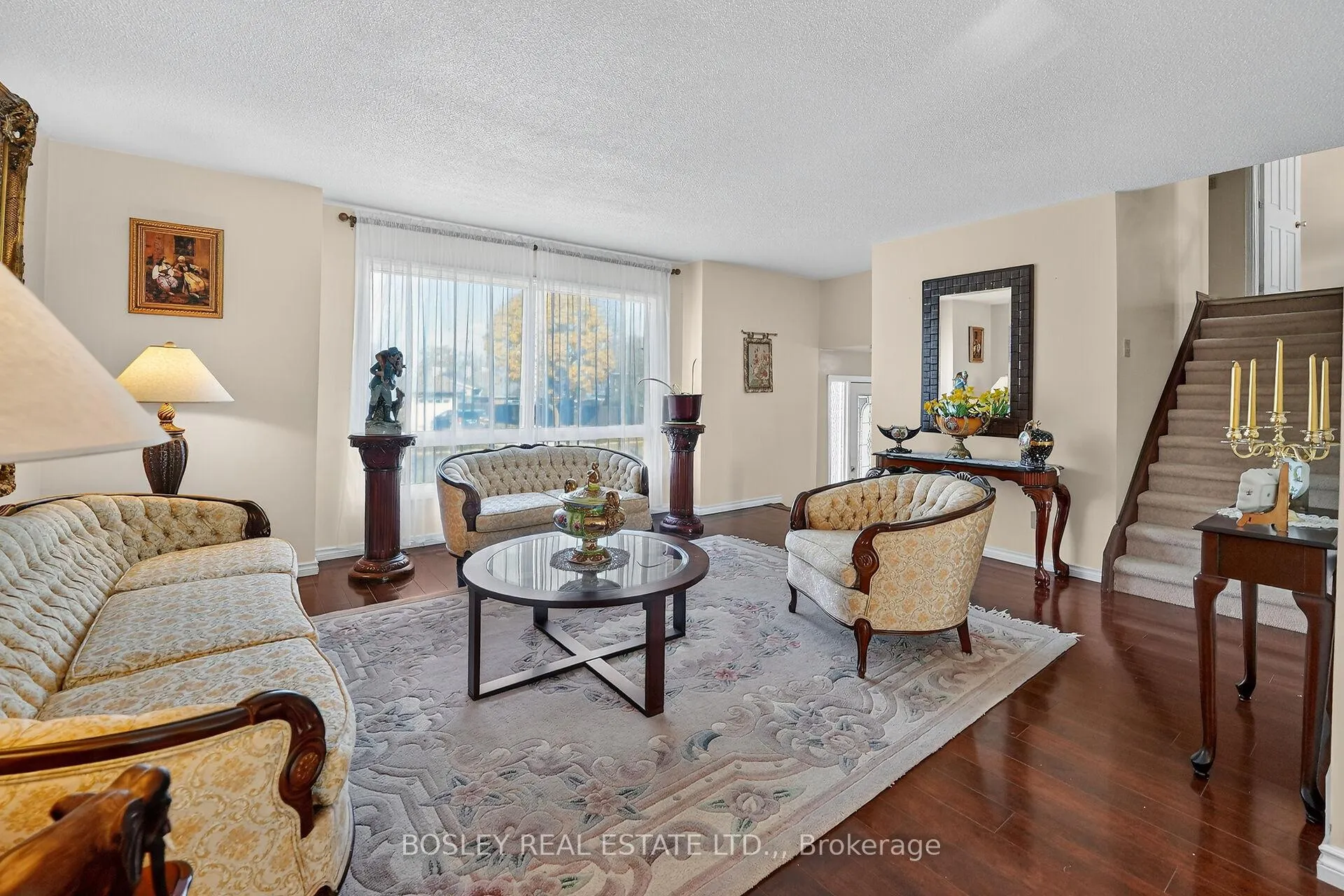 Photo 7 of 3260 Harleyford Crescent, Niagara Falls, Chippawa — HOMEH