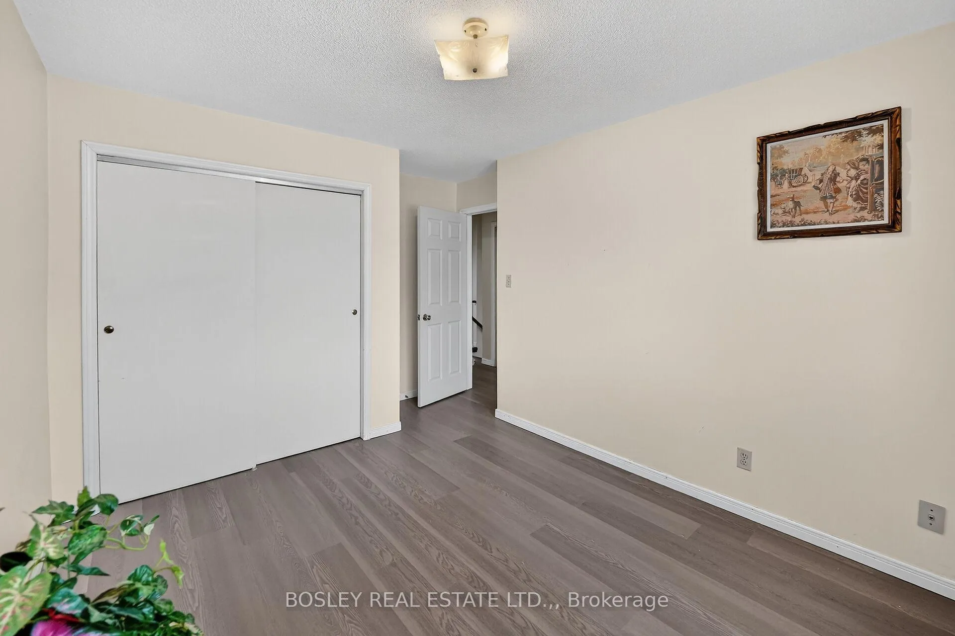 Photo 19 of 3260 Harleyford Crescent, Niagara Falls, Chippawa — HOMEH