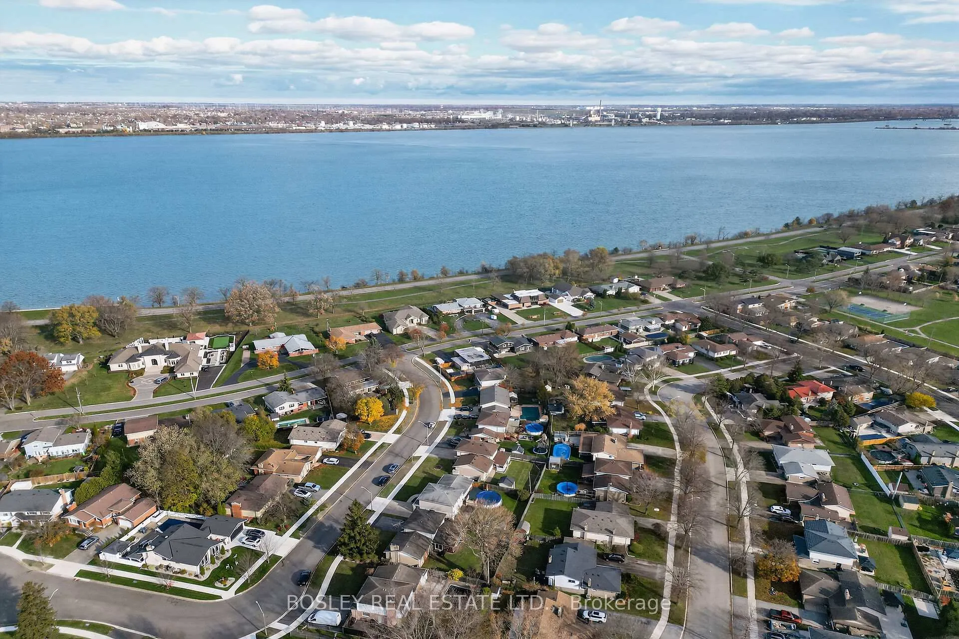 Photo 40 of 3260 Harleyford Crescent, Niagara Falls, Chippawa — HOMEH