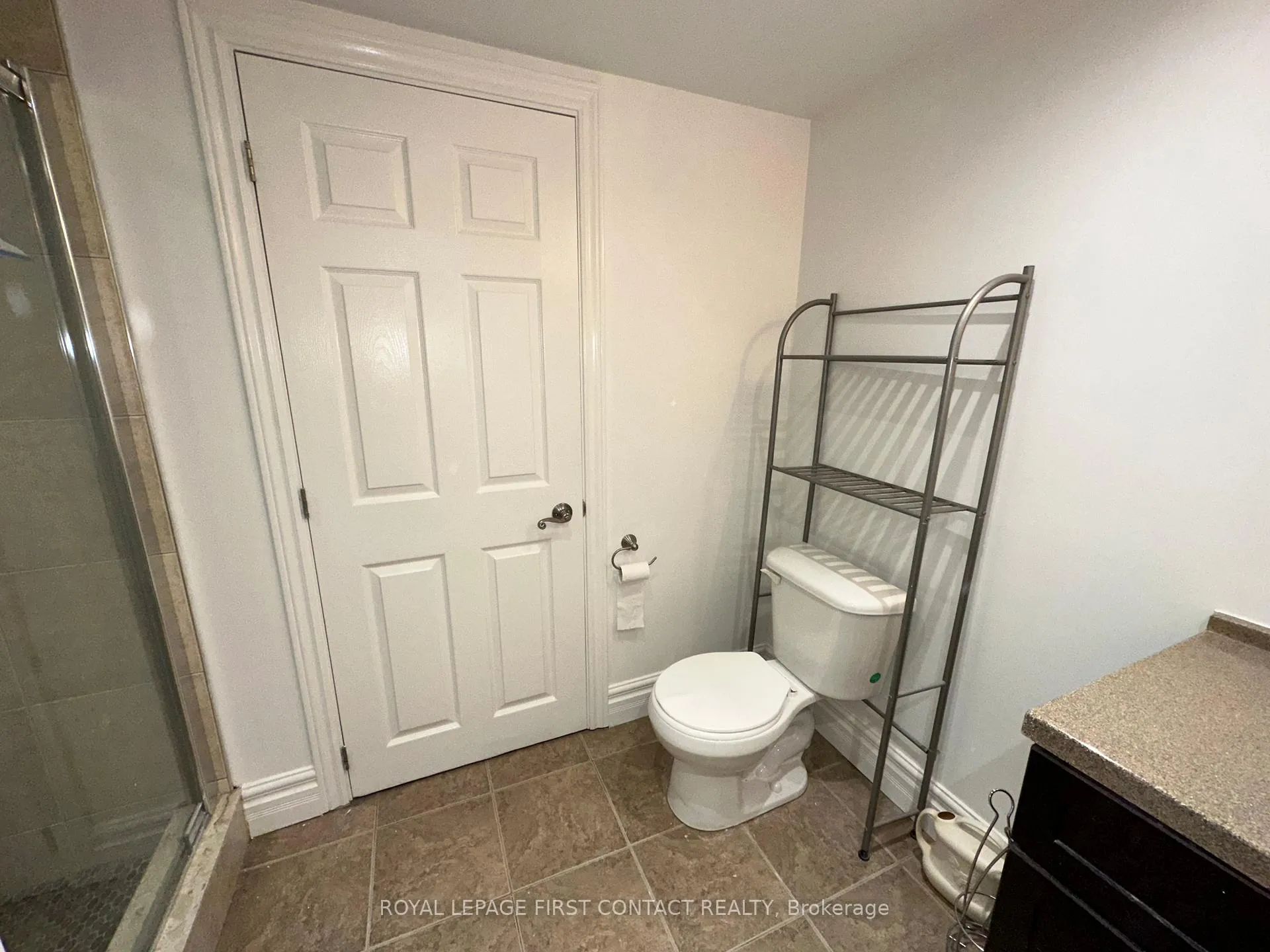 Photo 7 of 560 Heman Street, Newmarket, Huron Heights-Leslie Valley — HOMEH