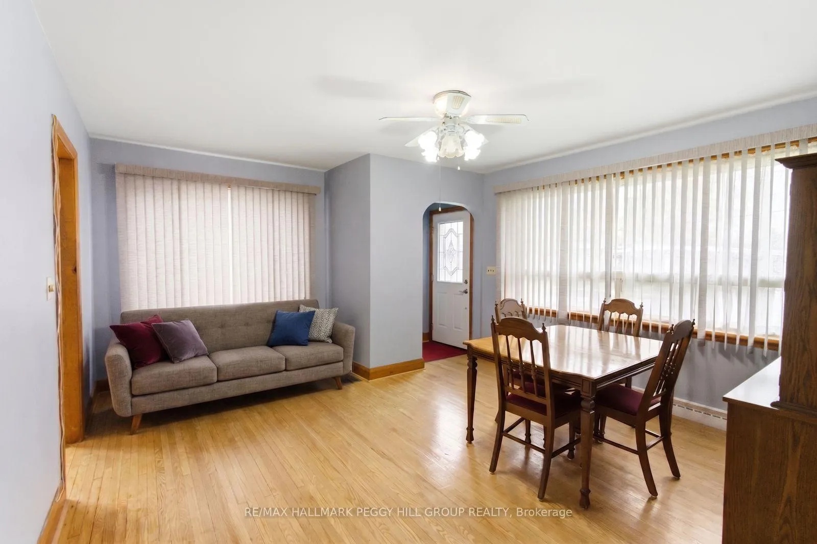 Photo 2 of 111 Elgin Street, Kawartha Lakes, Lindsay — HOMEH