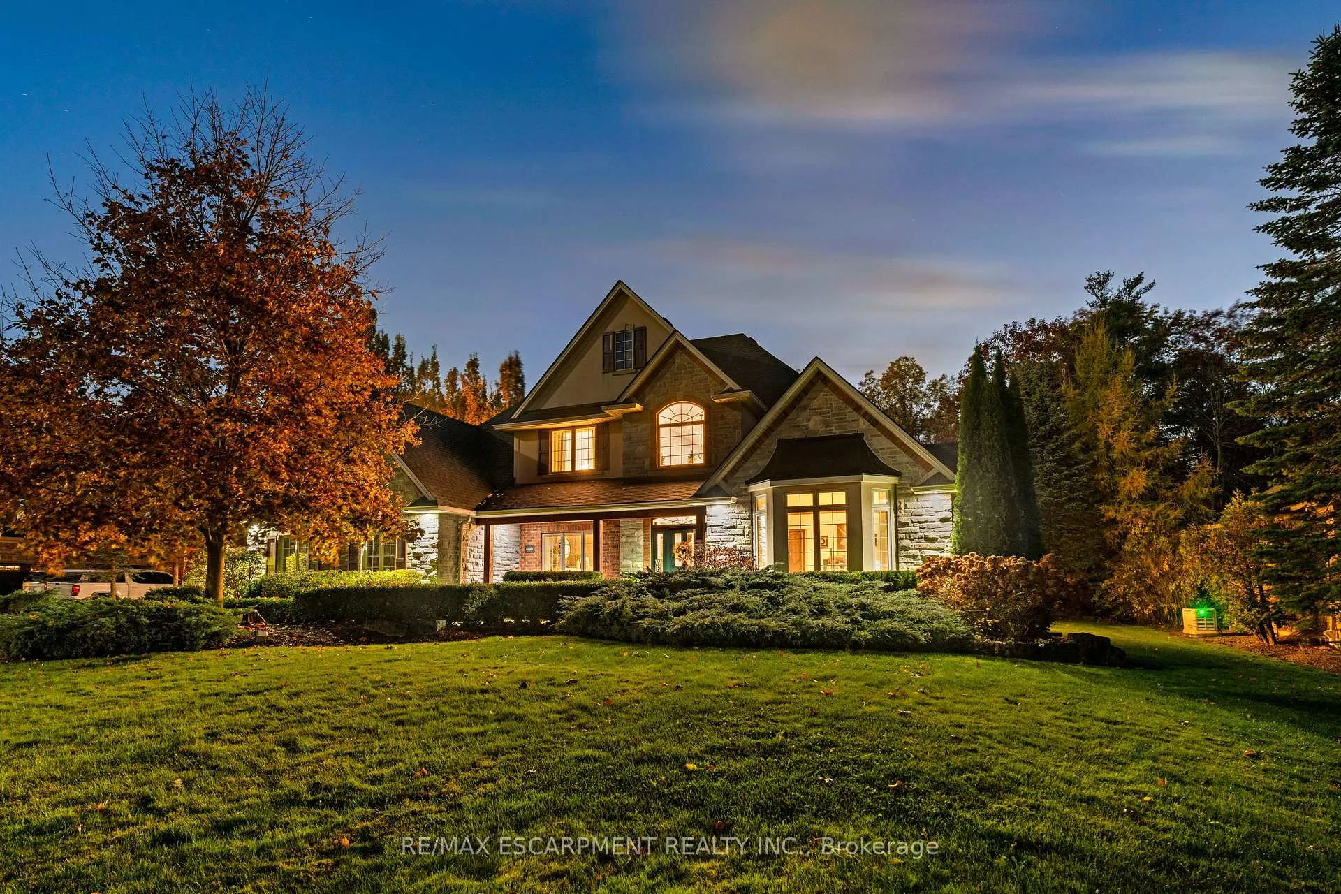 Photo 1 of 37 Appaloosa Trail, Hamilton, Carlisle — HOMEH